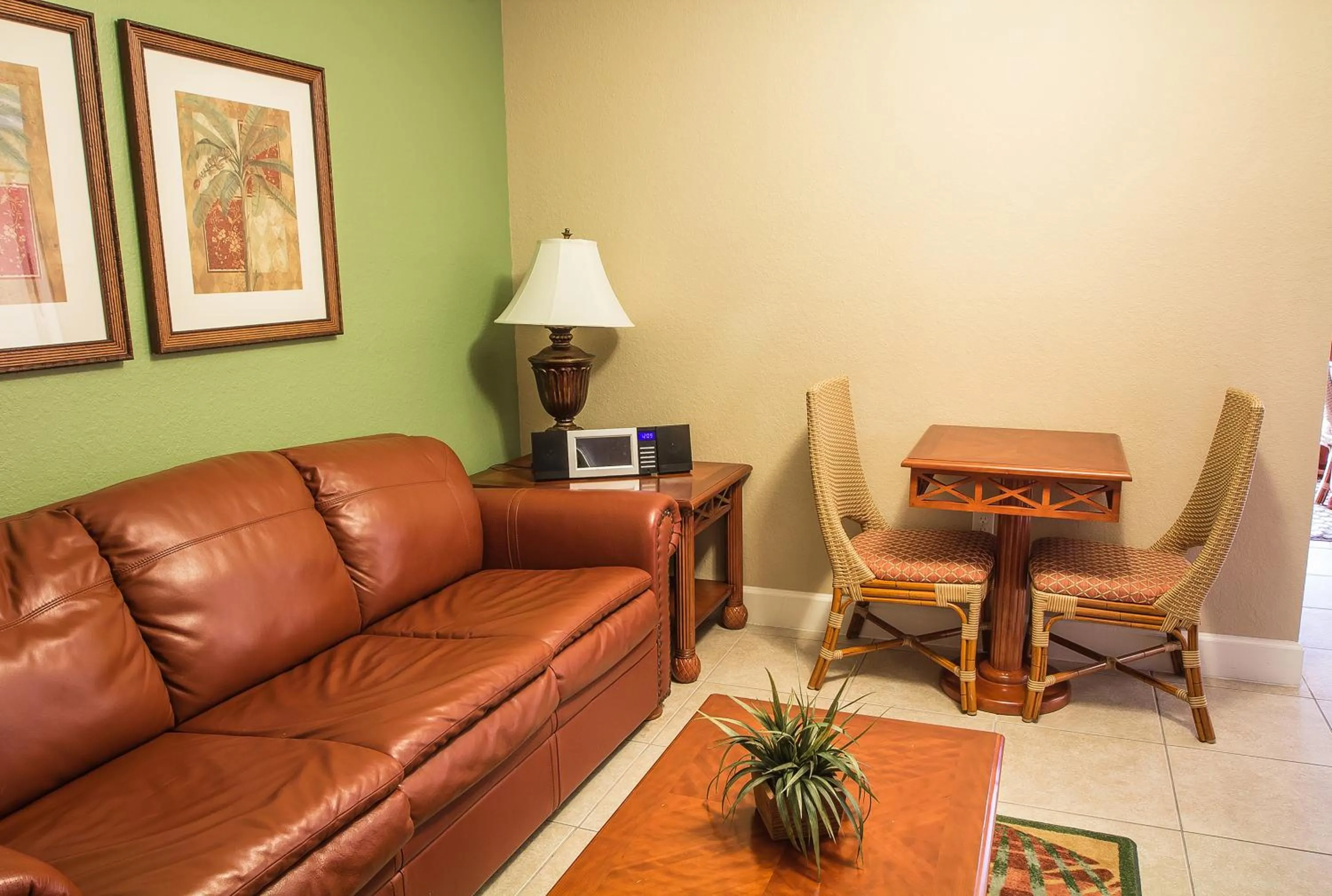 Living room in Westgate Lakes Resort and Spa