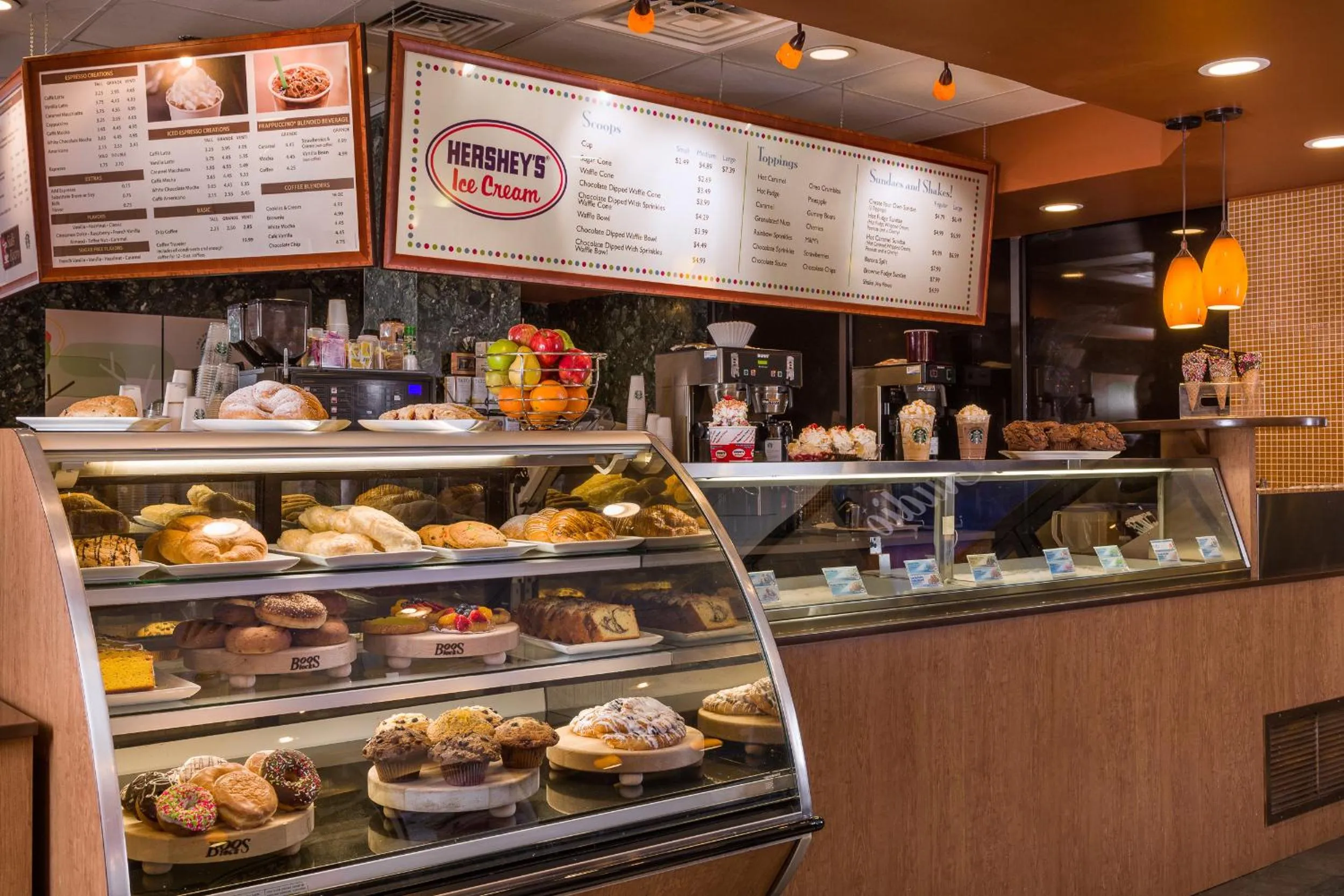 Restaurant/places to eat in Westgate Lakes Resort and Spa