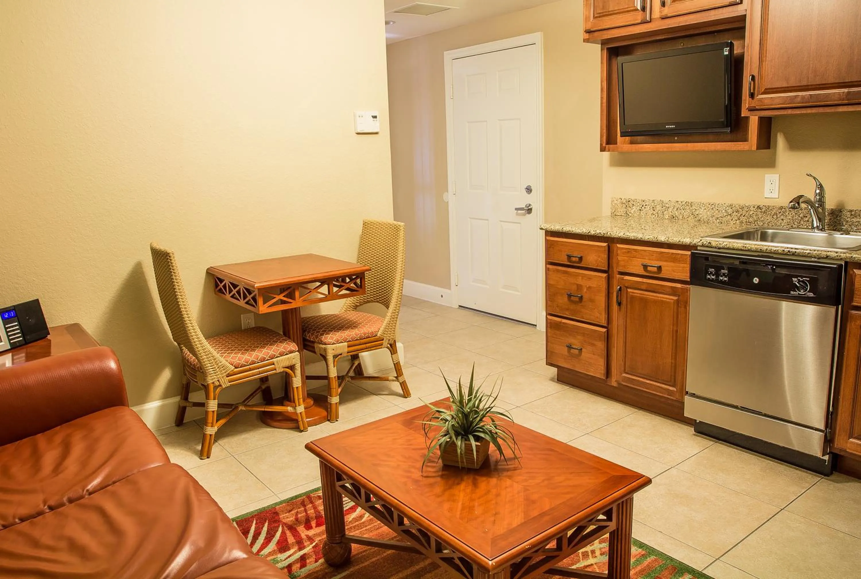 Kitchen or kitchenette in Westgate Lakes Resort and Spa