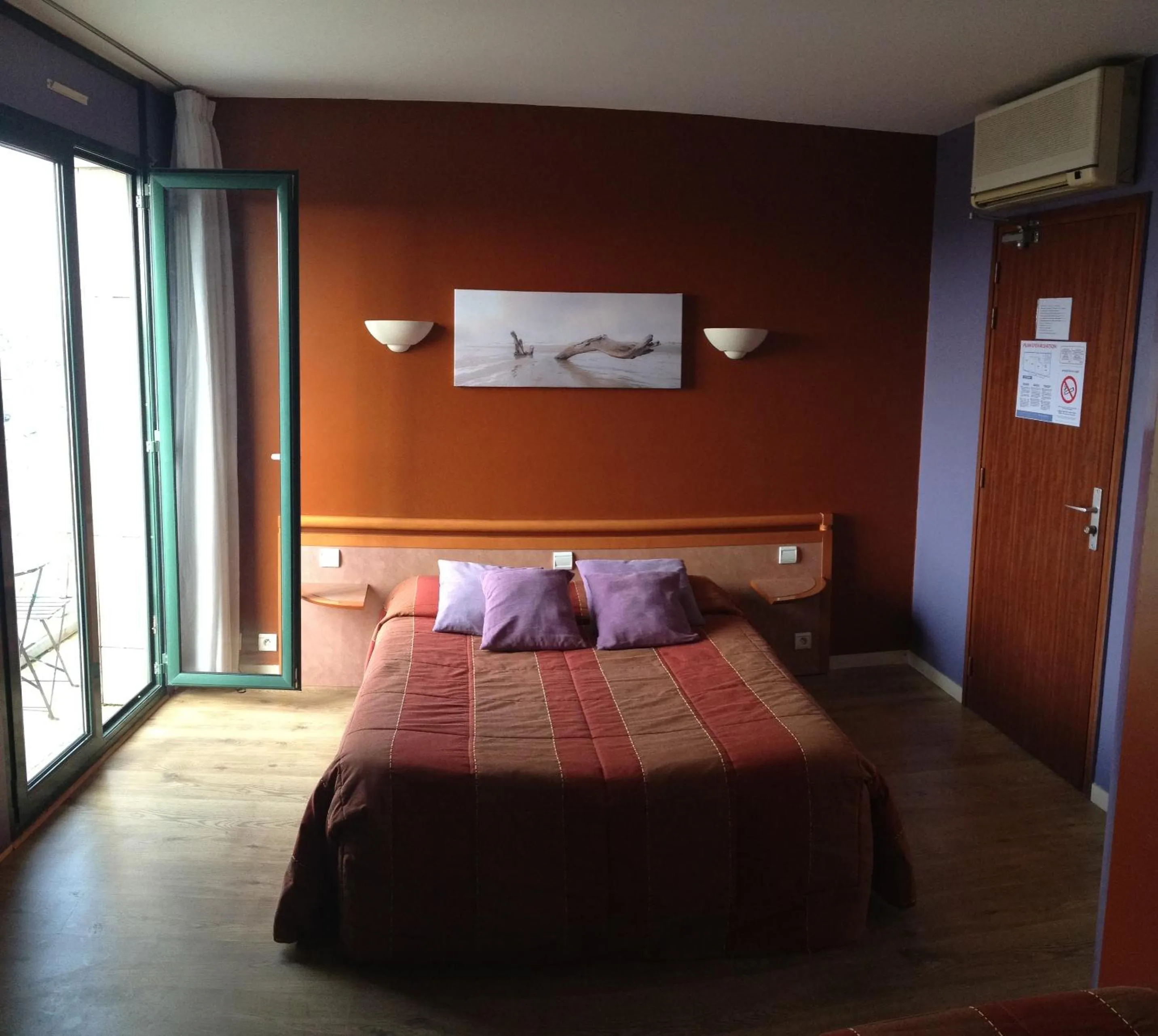 Bedroom, Bed in La Sterne