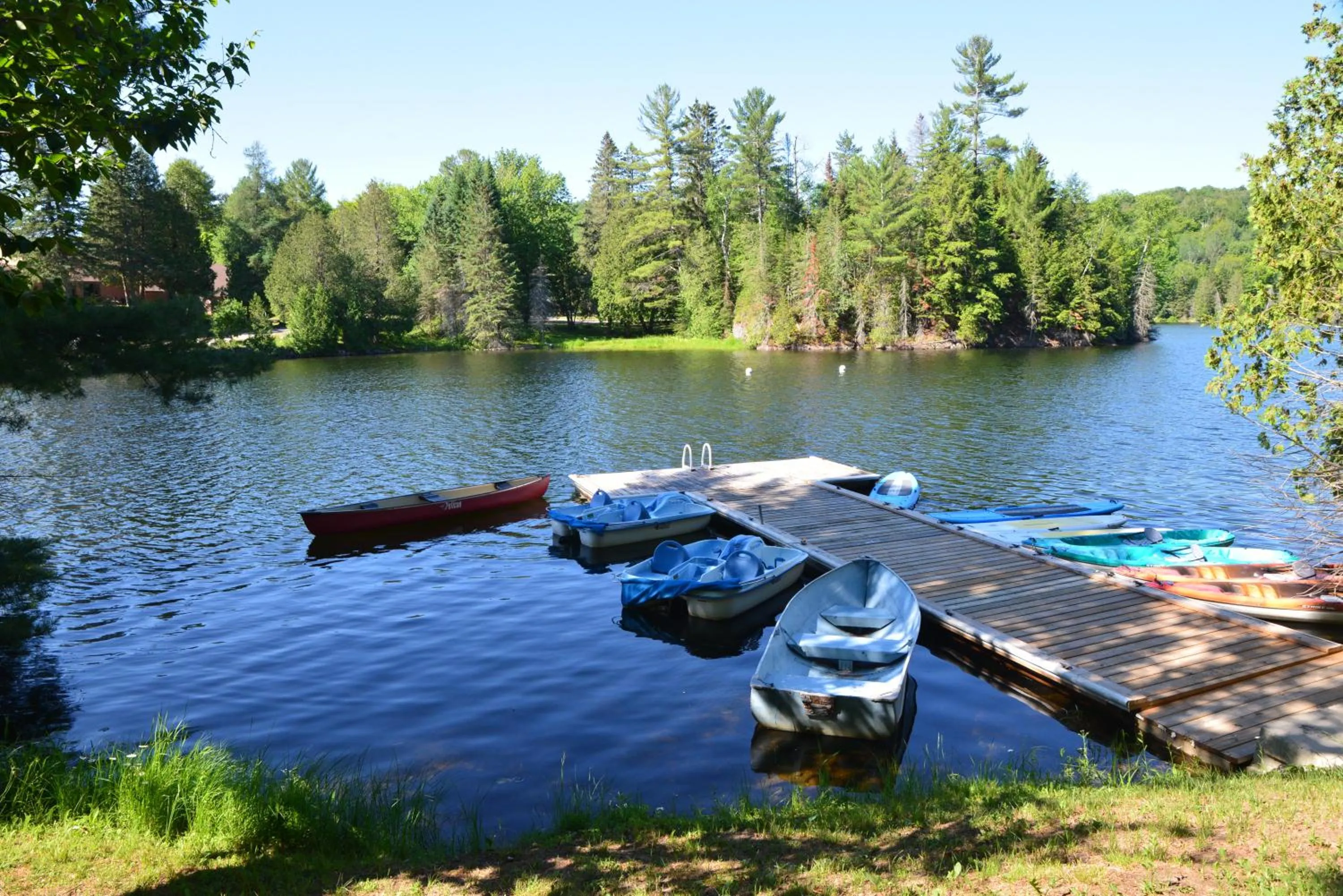Lake view in Hôtel et Centre de Villégiature Lac Carling