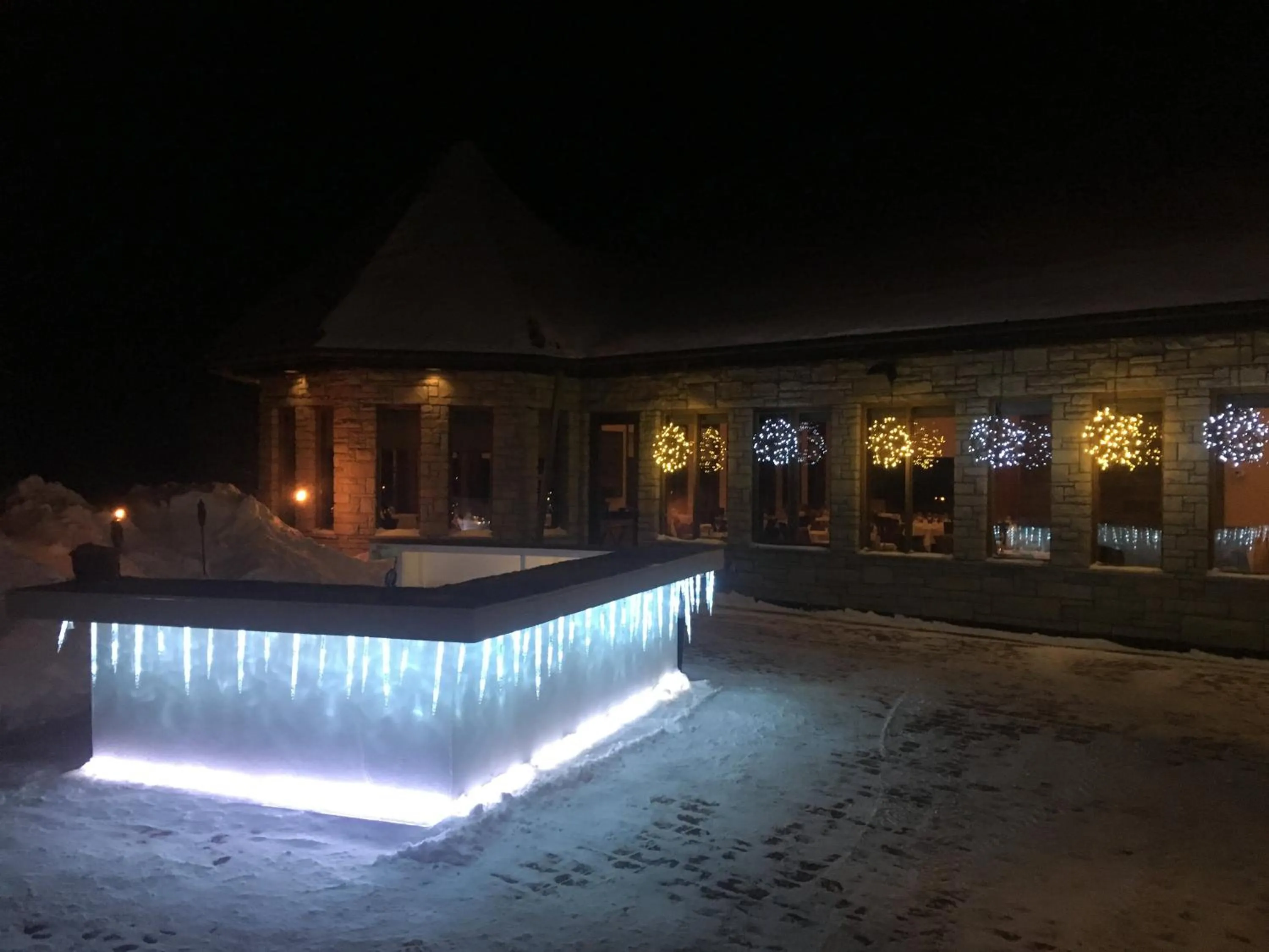 oven in Hôtel et Centre de Villégiature Lac Carling