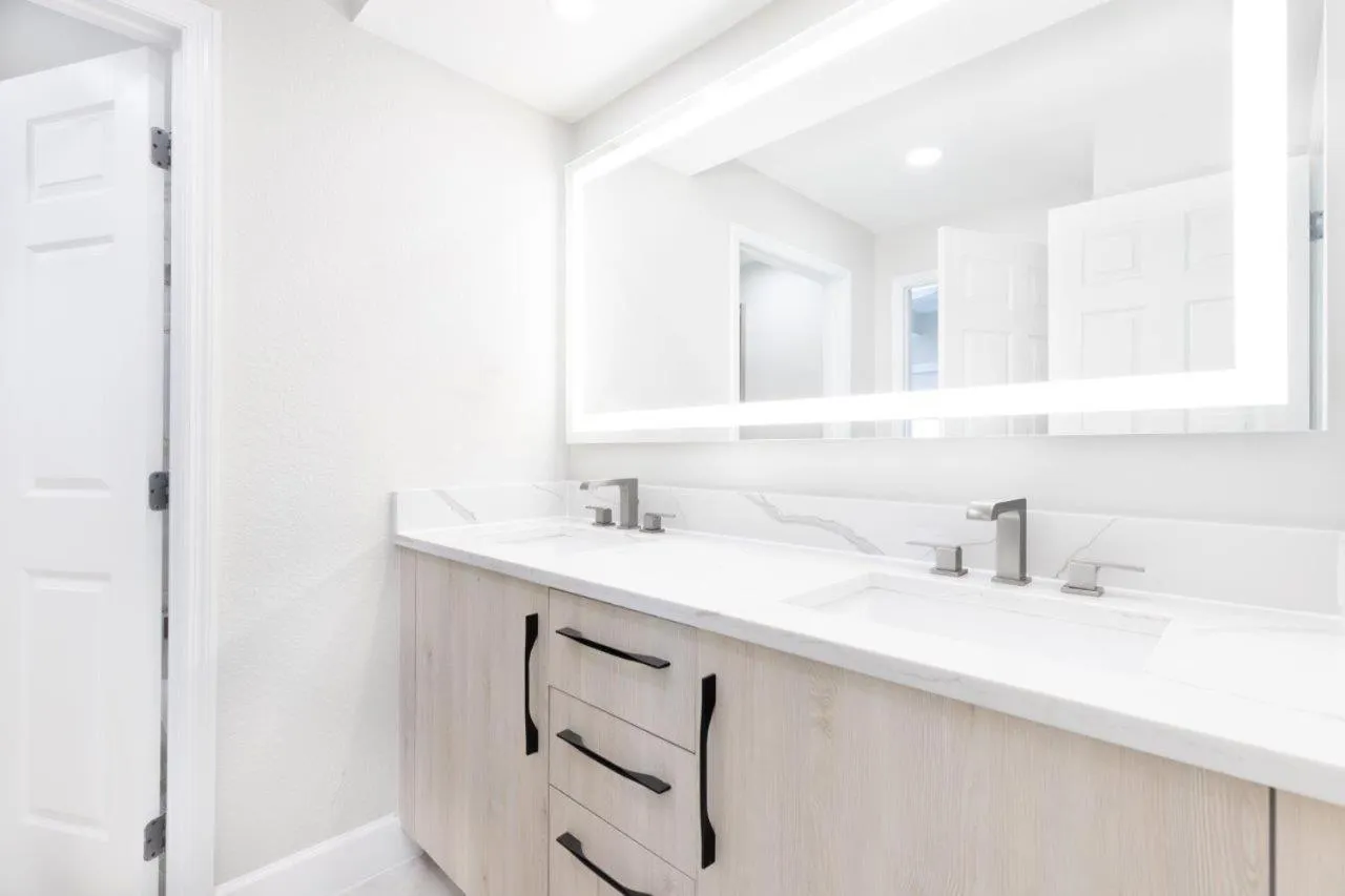 Bathroom in Westgate Palace Hotel - Universal - I-Drive