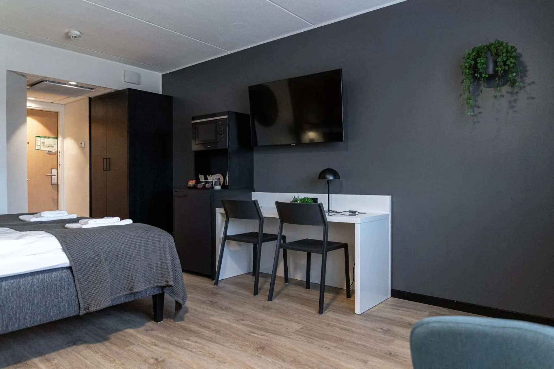 TV and multimedia, Bed in Hotelli Sointu by UHANDA