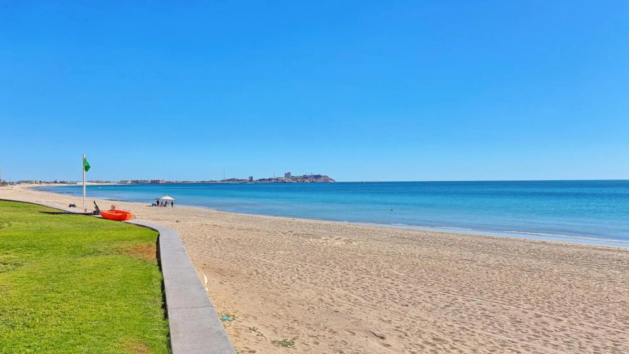 Beach in Ground Floor 2BR Beachfront - Steps to Pool - Princesa E104 - BeachBumCondos