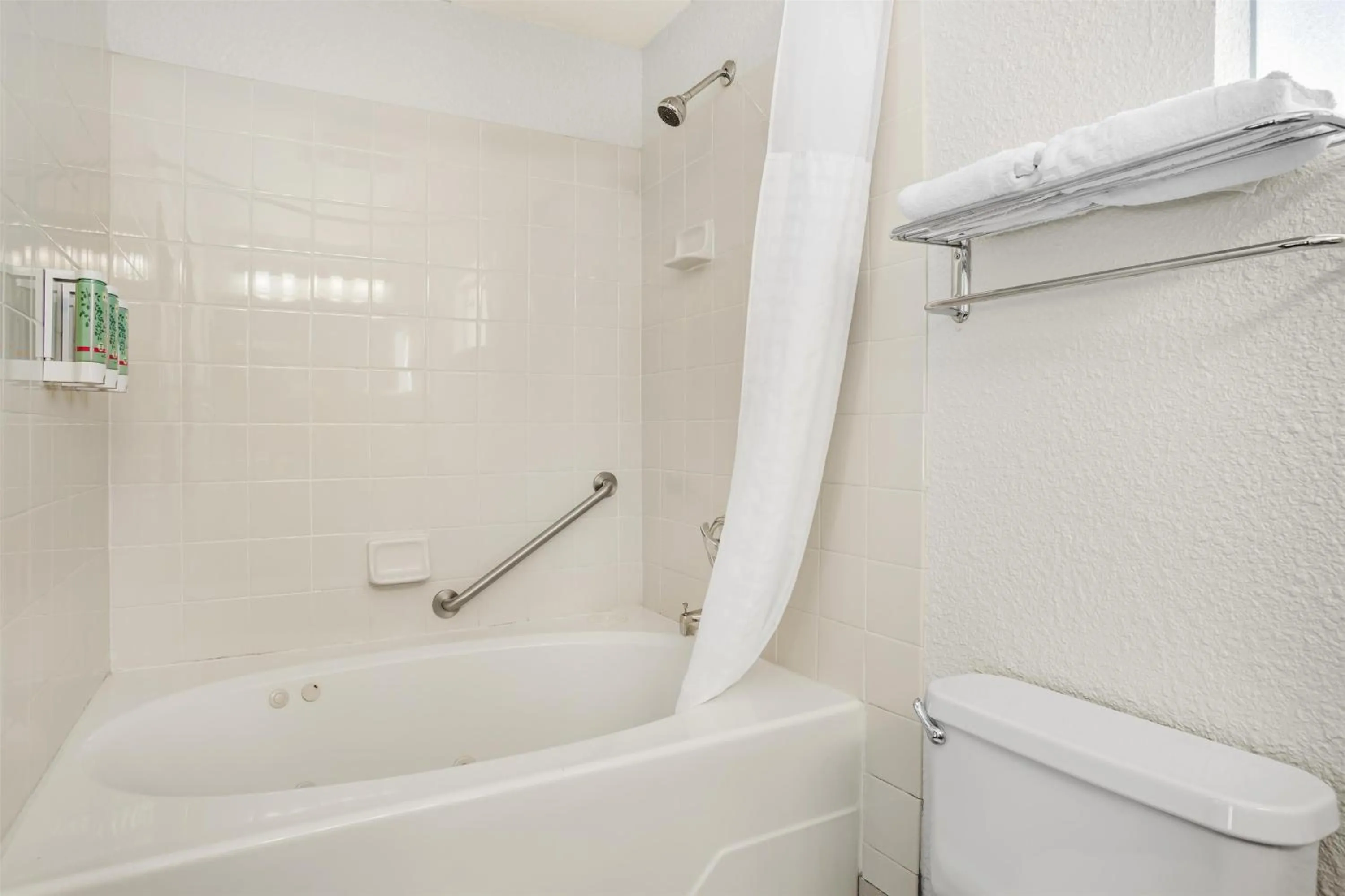 Bathroom in Best Western Gold Country Inn