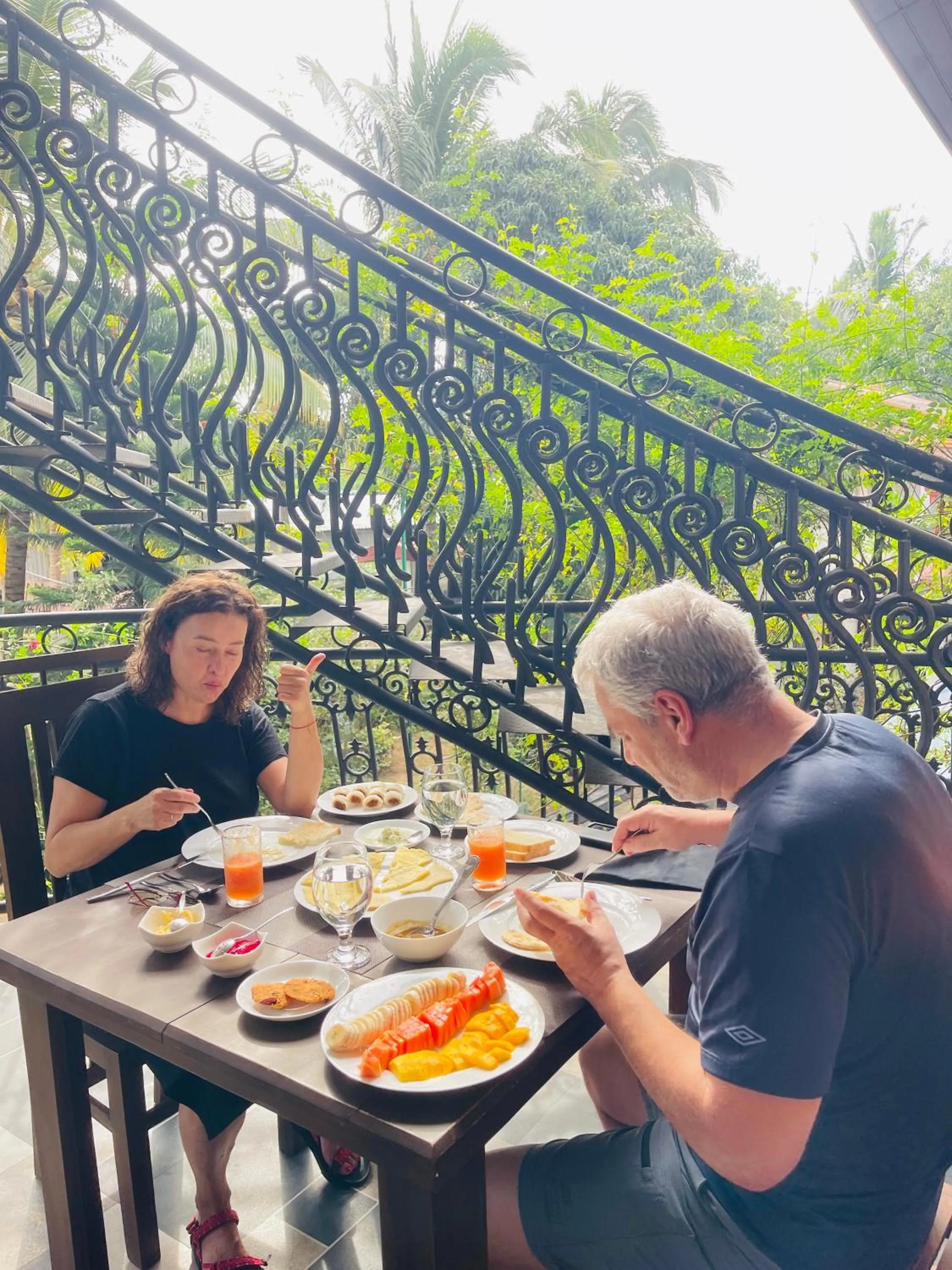 L S Lanka Hotel Dambulla