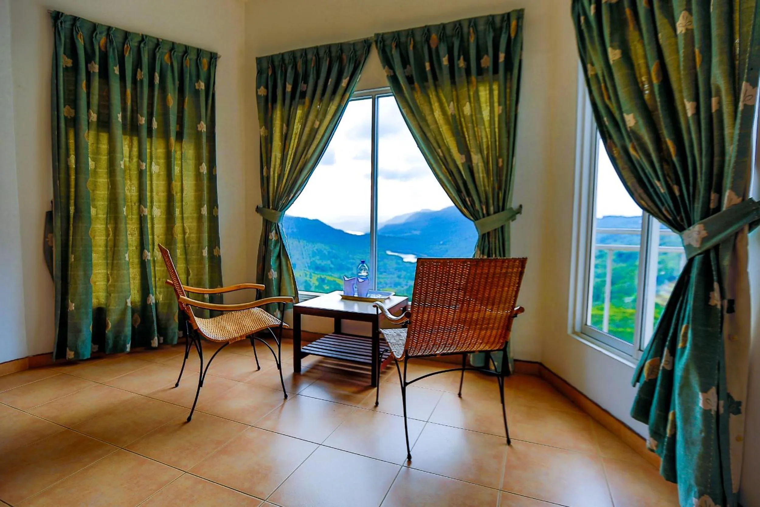 Seating area in Thuruliya Hotel