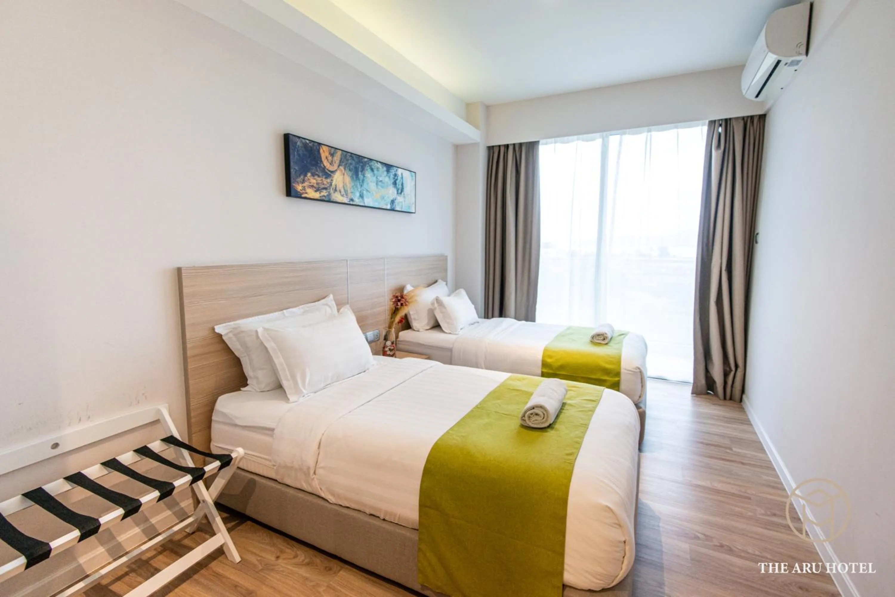 Bed in The Aru by Ayuhouz