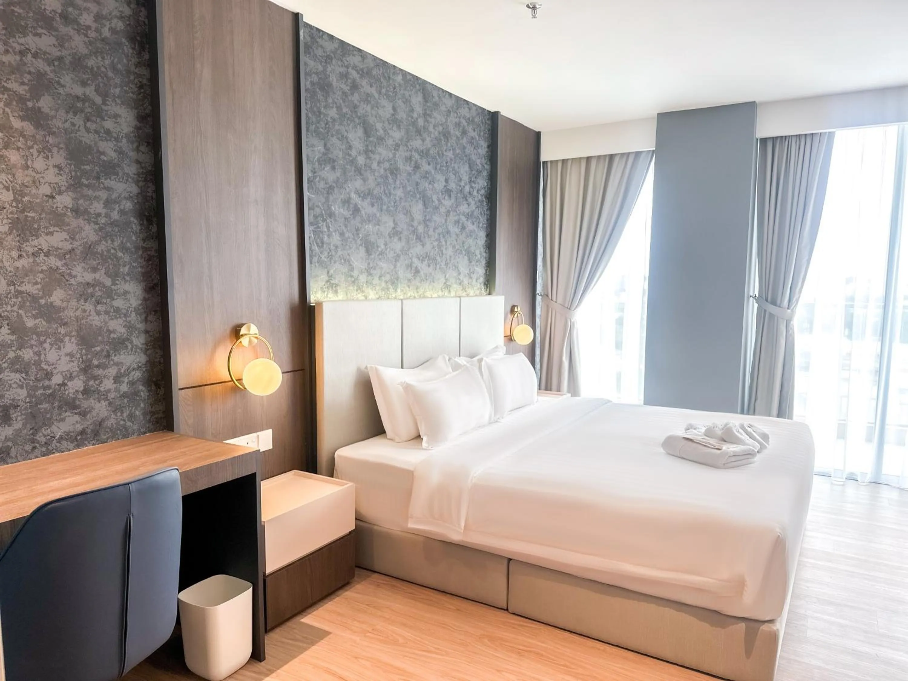 Bed in The Aru by Ayuhouz