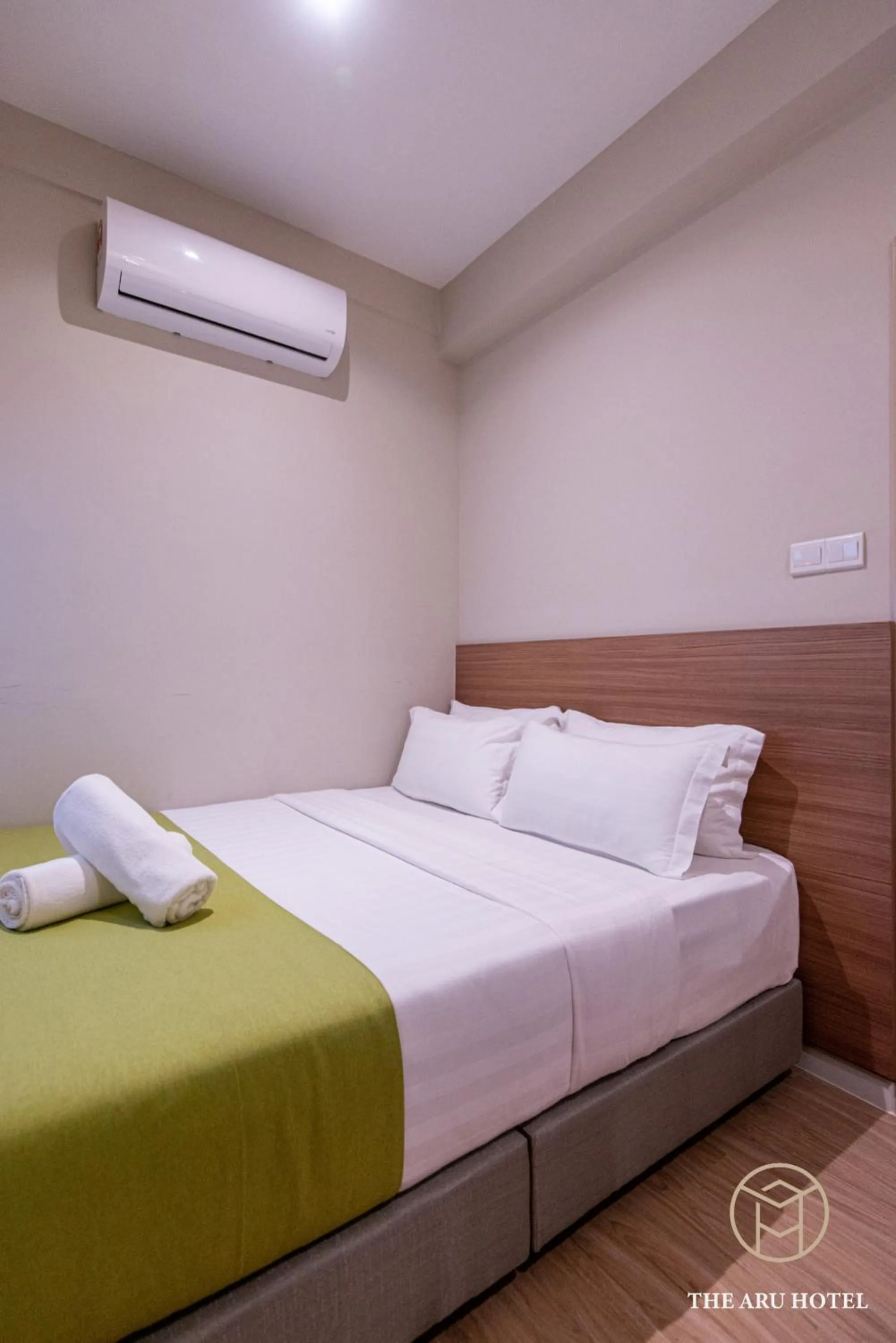 Bed in The Aru by Ayuhouz