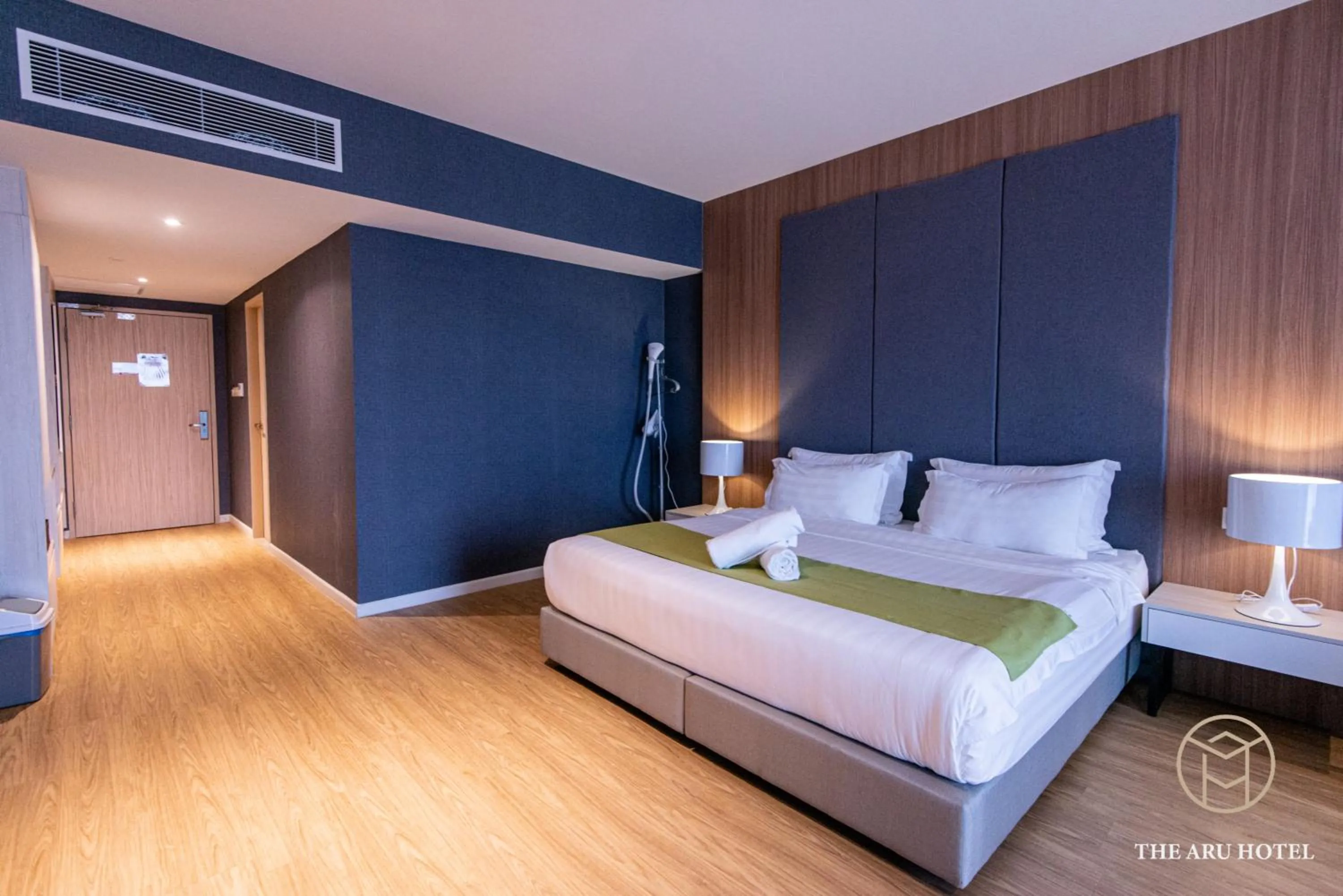 Bed in The Aru by Ayuhouz