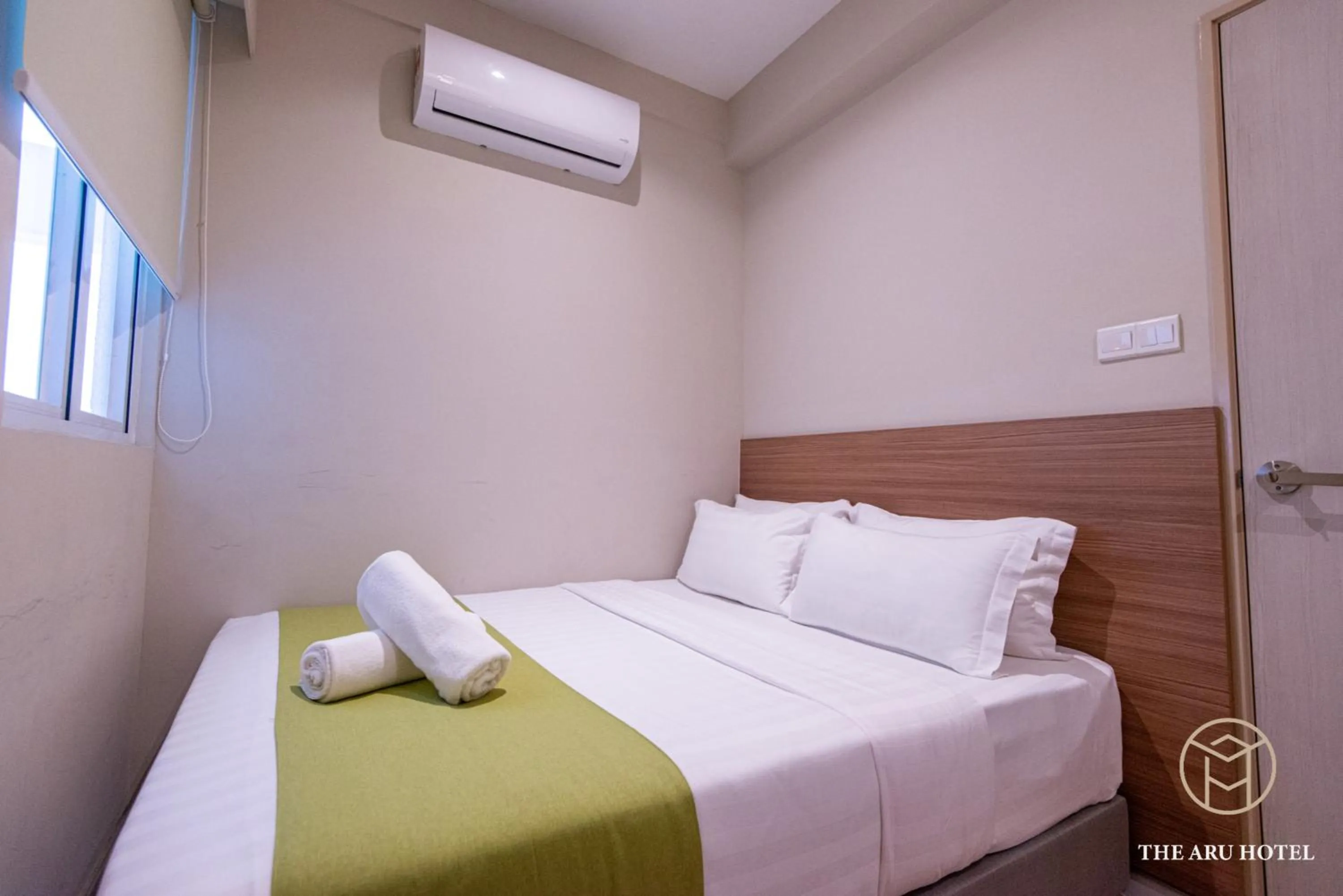 Bed in The Aru by Ayuhouz