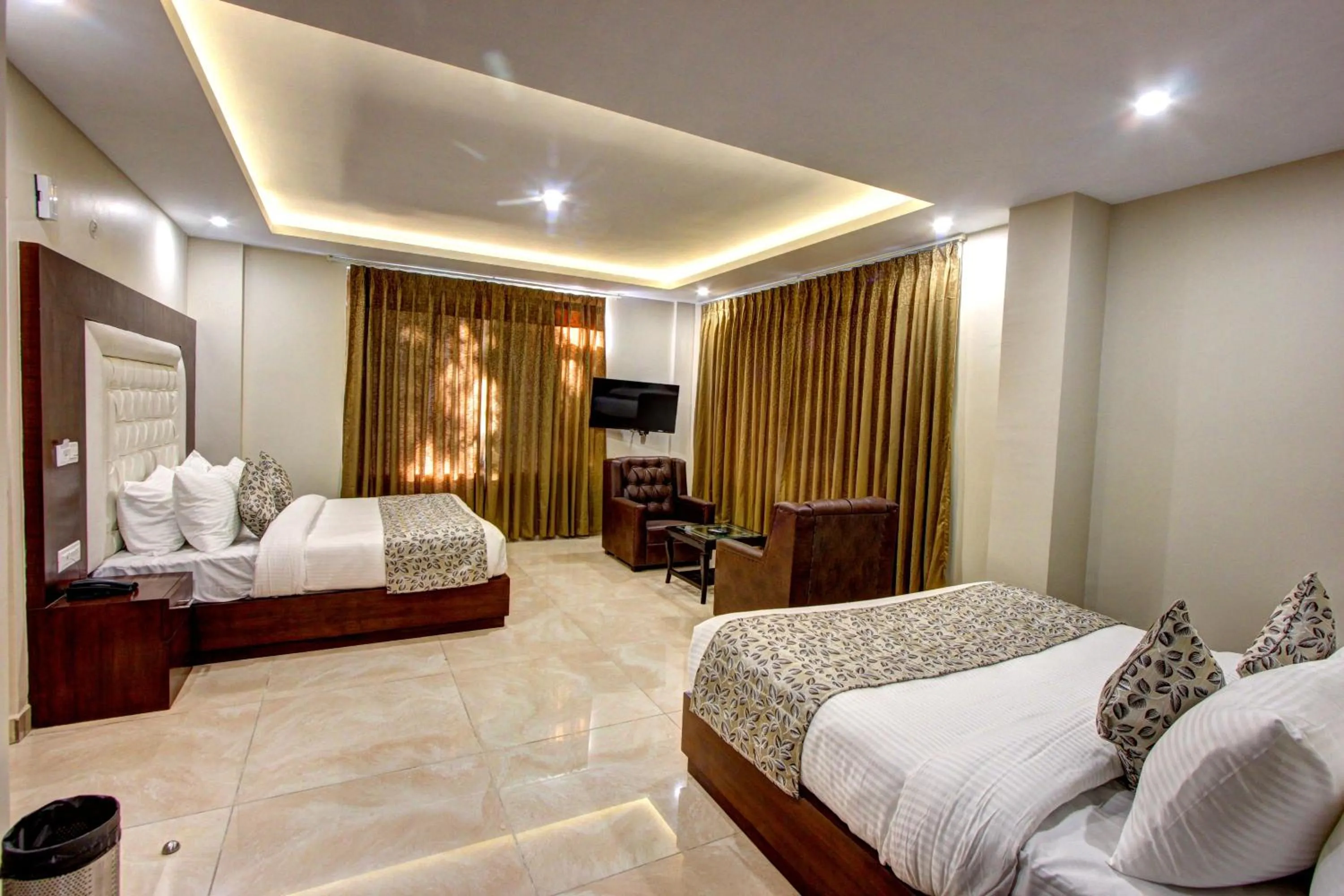 Bed in Regenta Place Green Leaf Manali- A Centrally Heated Resort