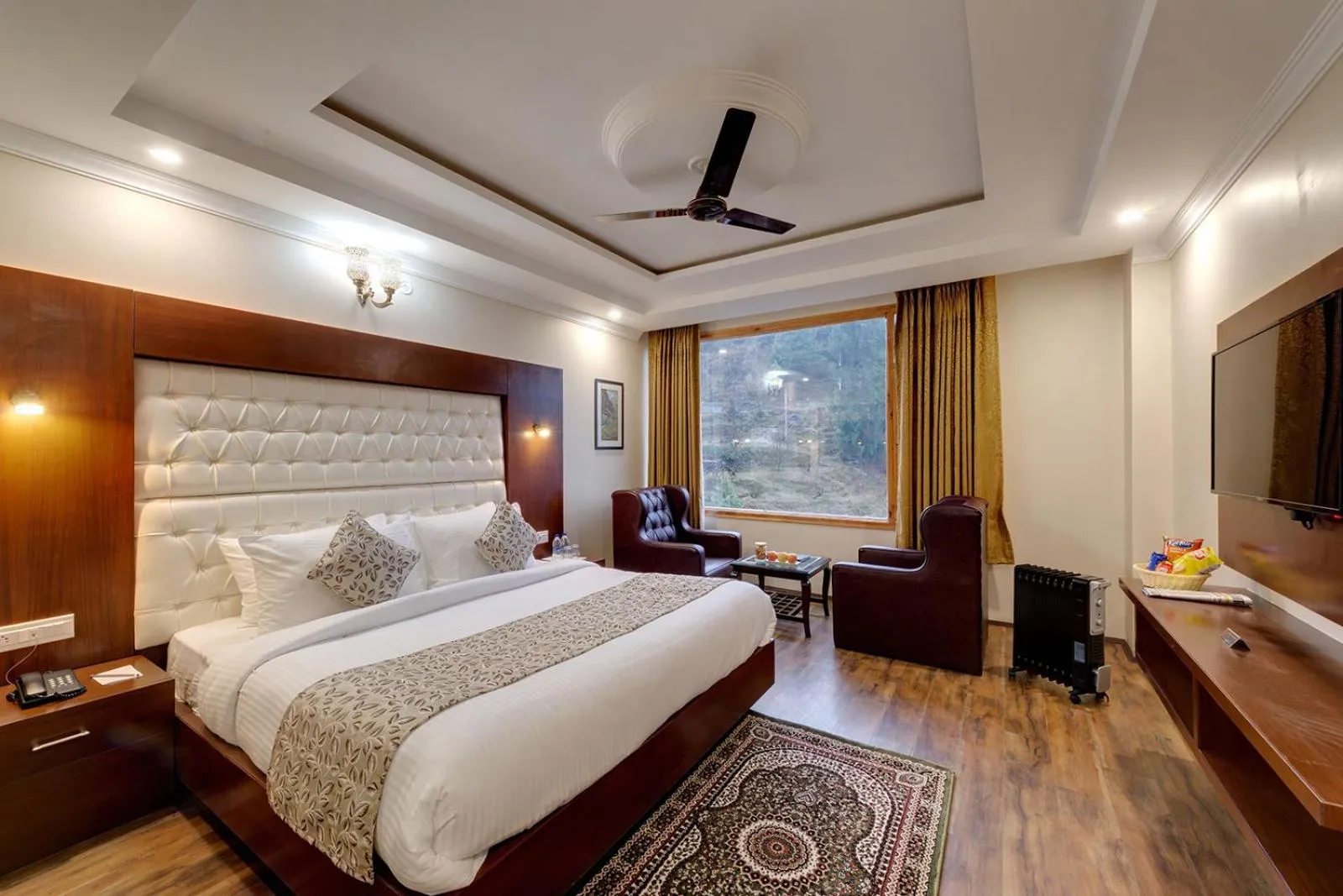 View (from property/room), Bed in Regenta Place Green Leaf Manali- A Centrally Heated Resort