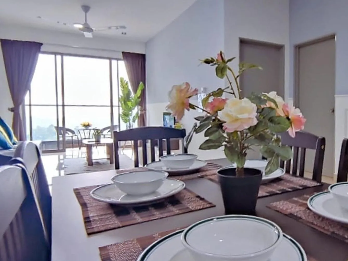 Dining area in PLAY at Palas Horizon @ Kea Farm