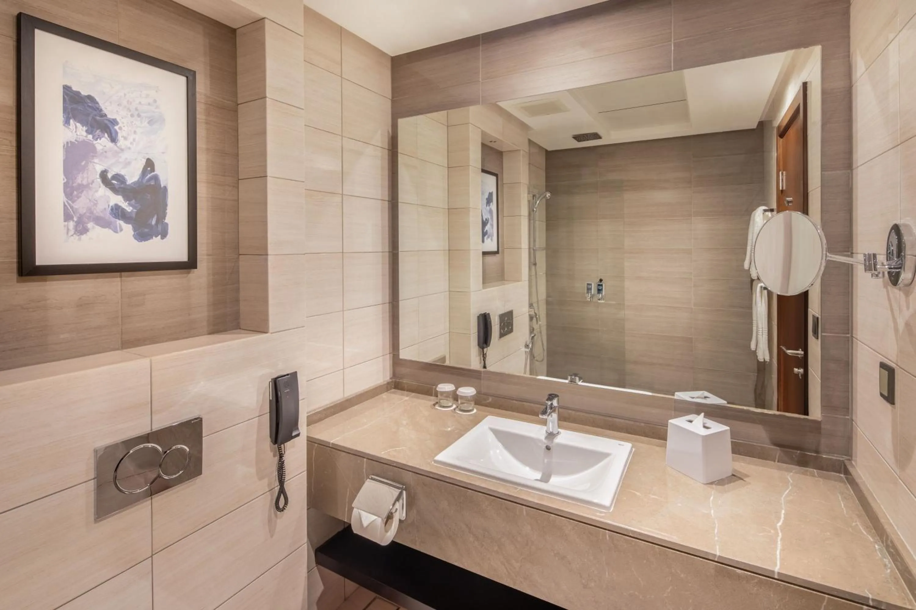 Bathroom in Four Points by Sheraton Jeddah Corniche