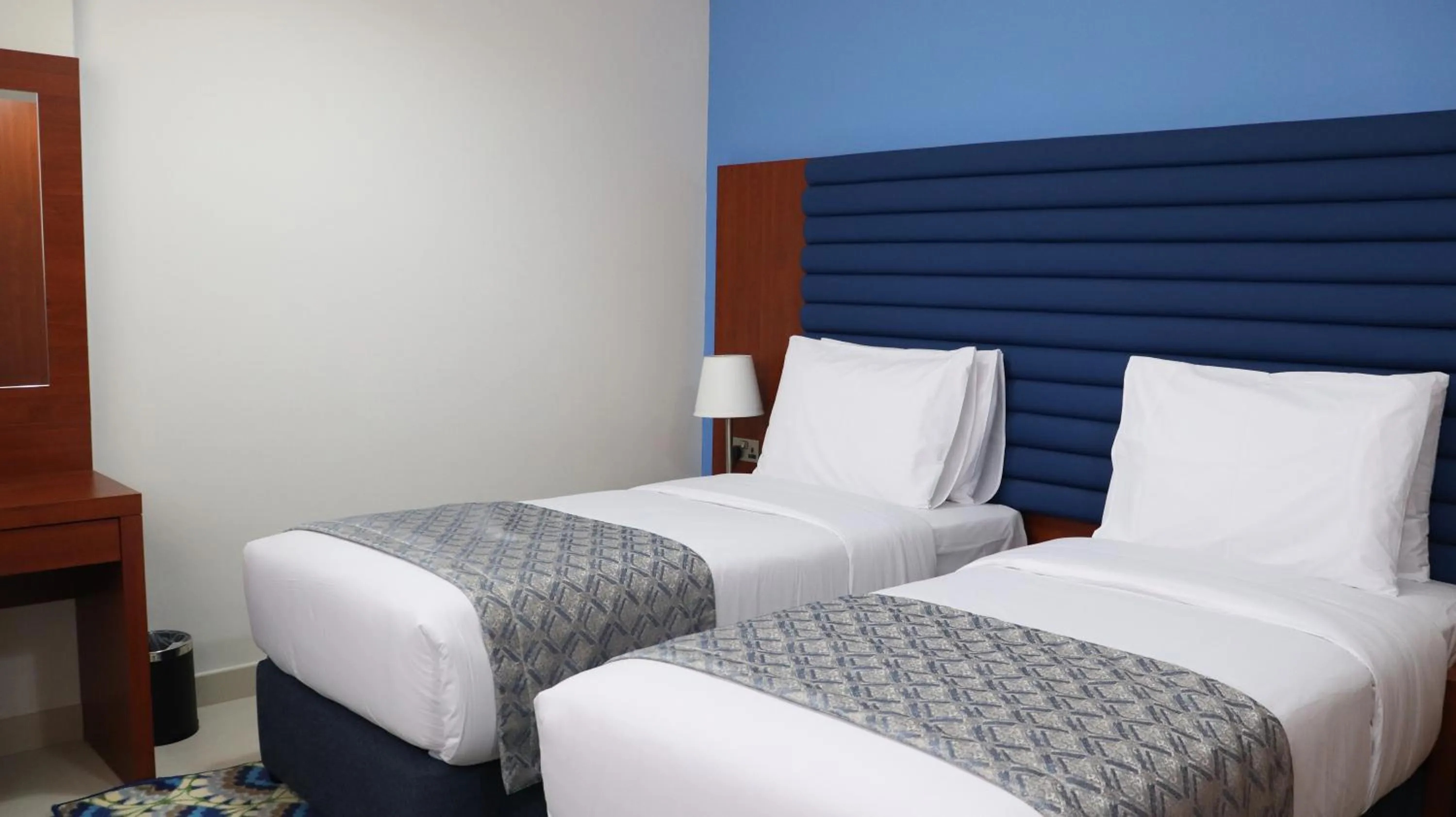 Bed in Al Riyadh Hotel Apartments