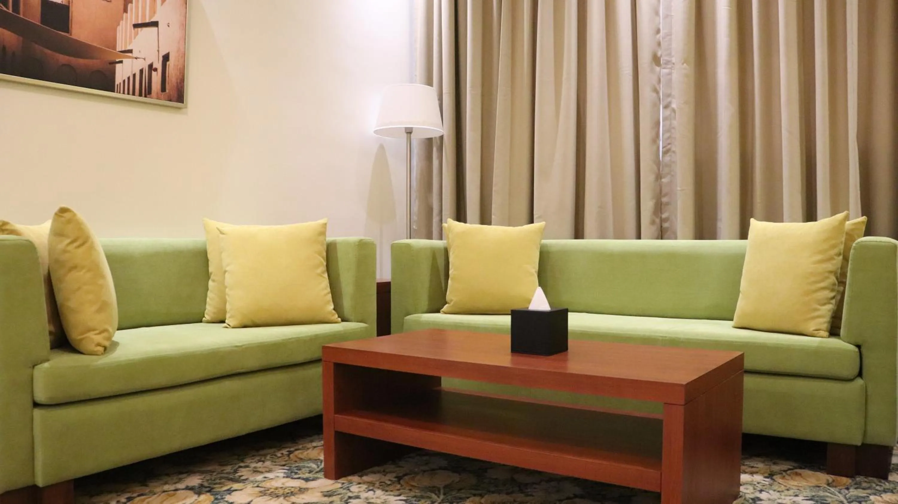 Living room in Al Riyadh Hotel Apartments