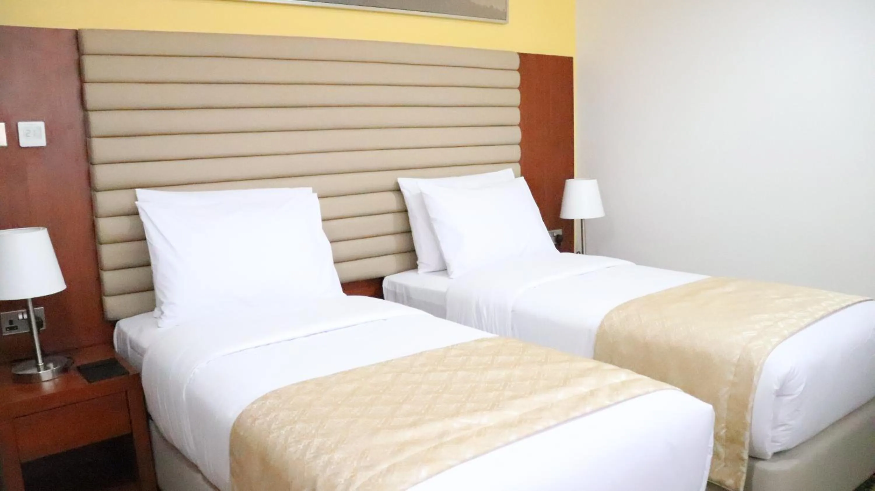 Bed in Al Riyadh Hotel Apartments