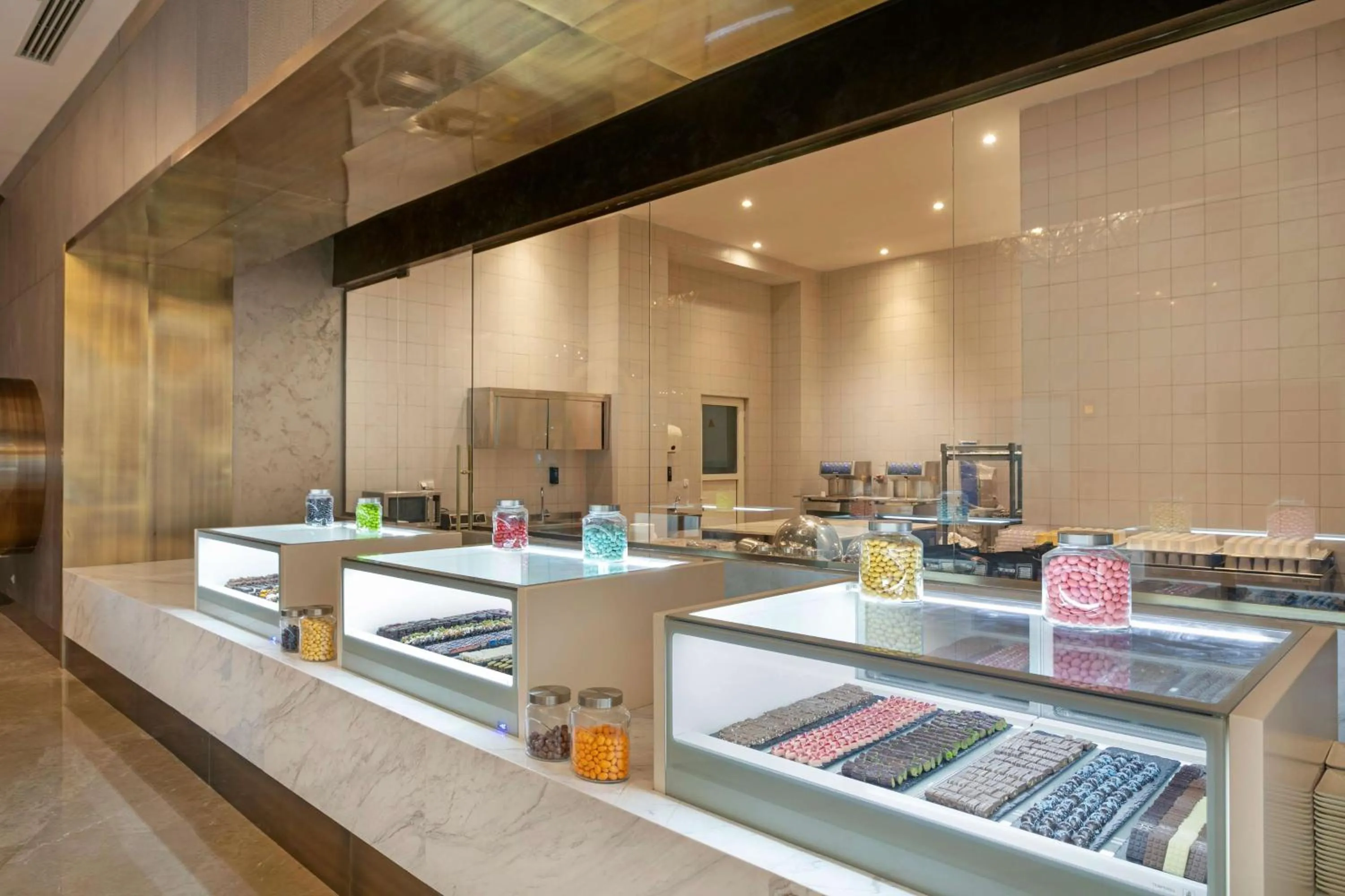 Restaurant/places to eat in Cullinan Belek