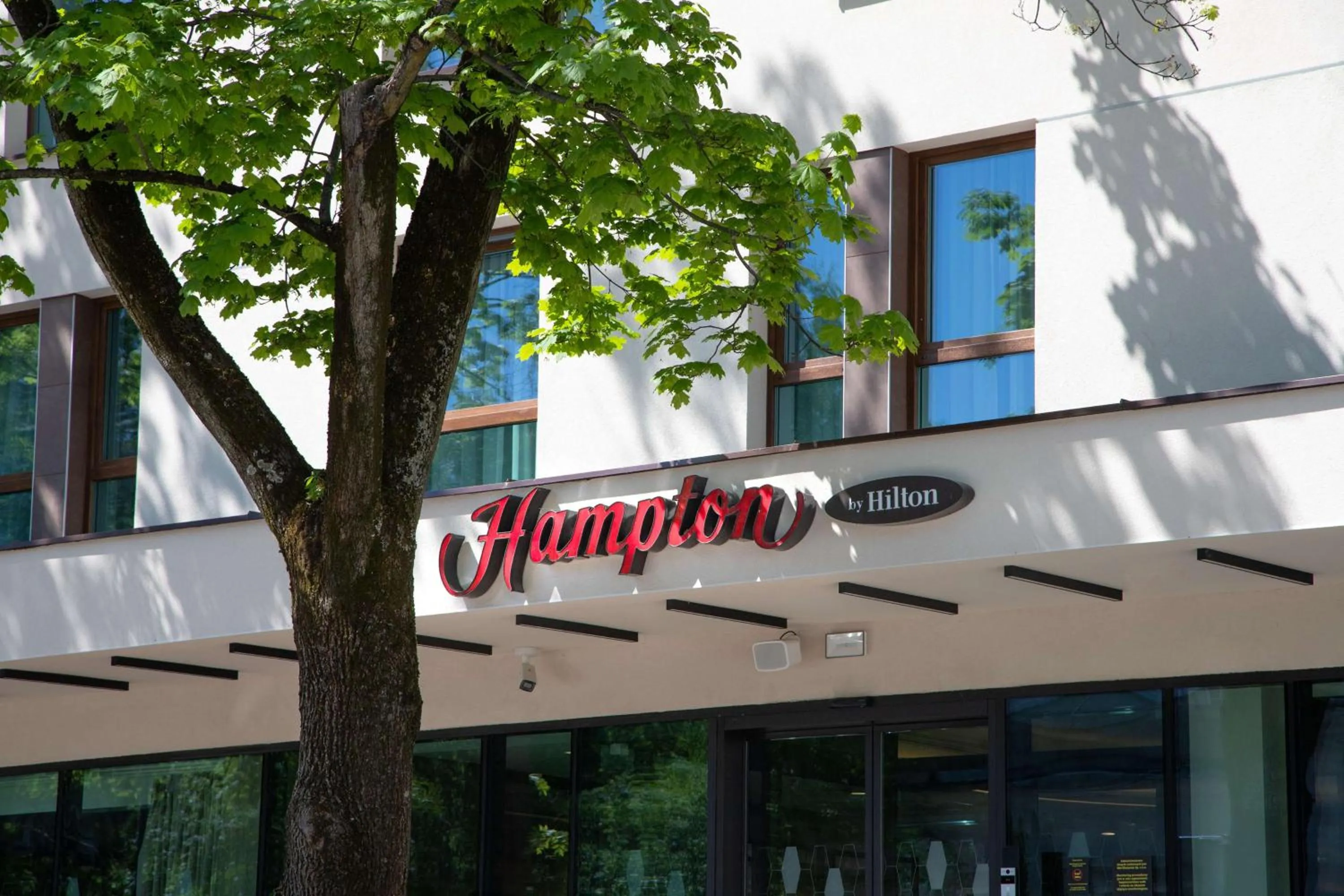 Property building in Hampton By Hilton Bialystok