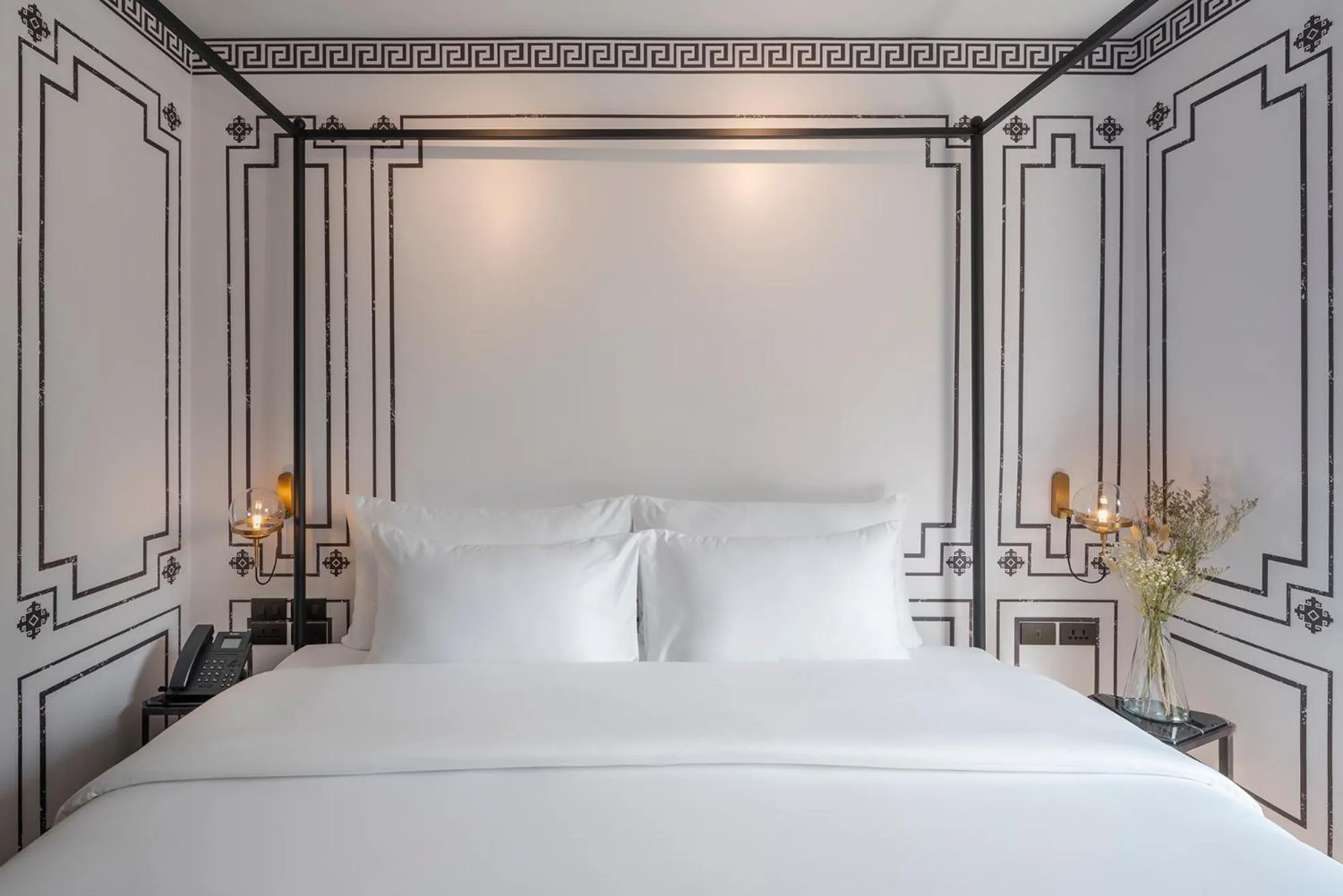 Bedroom, Bed in PASSA Hotel Bangkok