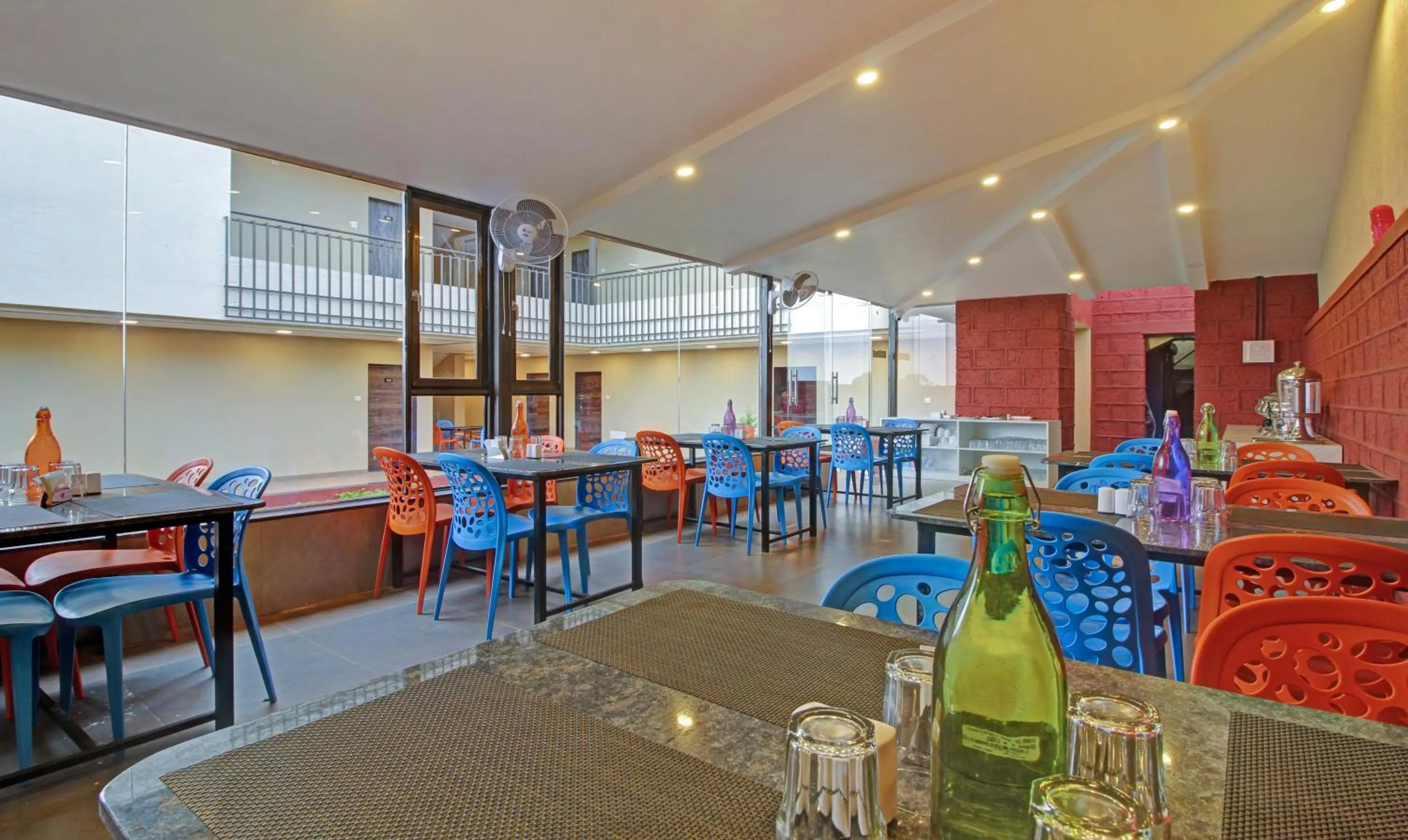 Restaurant/places to eat in Treebo Mountain Retreat Mahabaleshwar, 600 Mtrs From Lingmala Waterfall