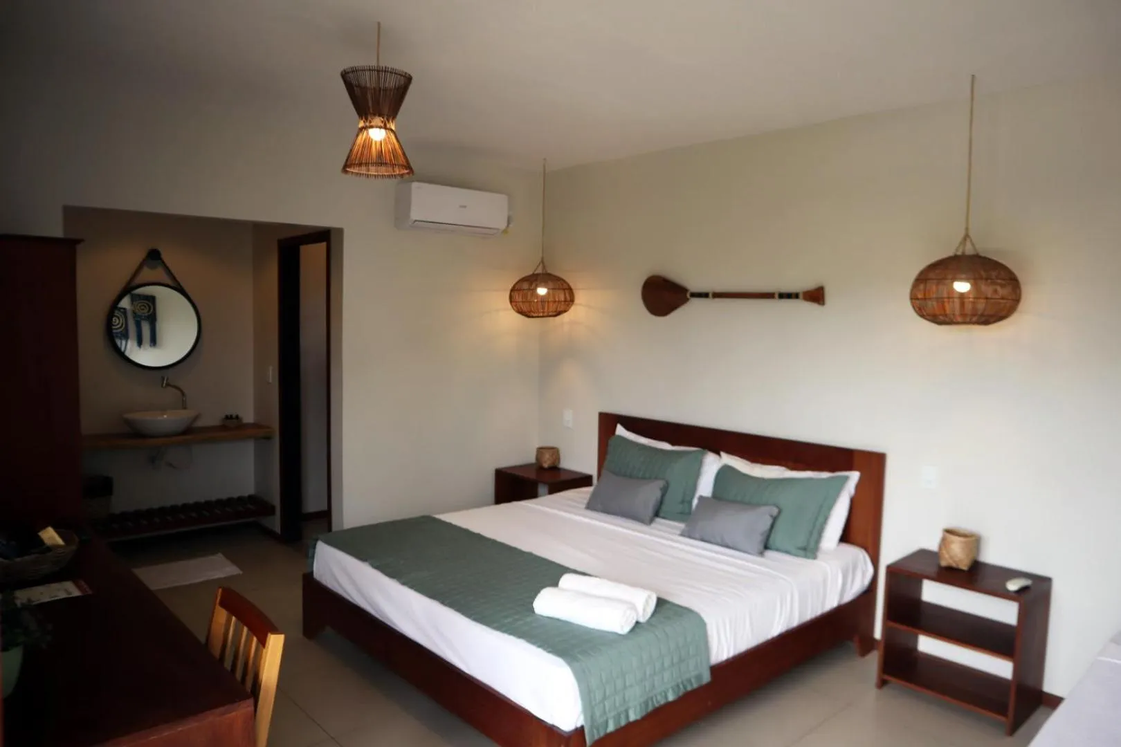 Decorative detail, Bed in Pousada Vila Camurim