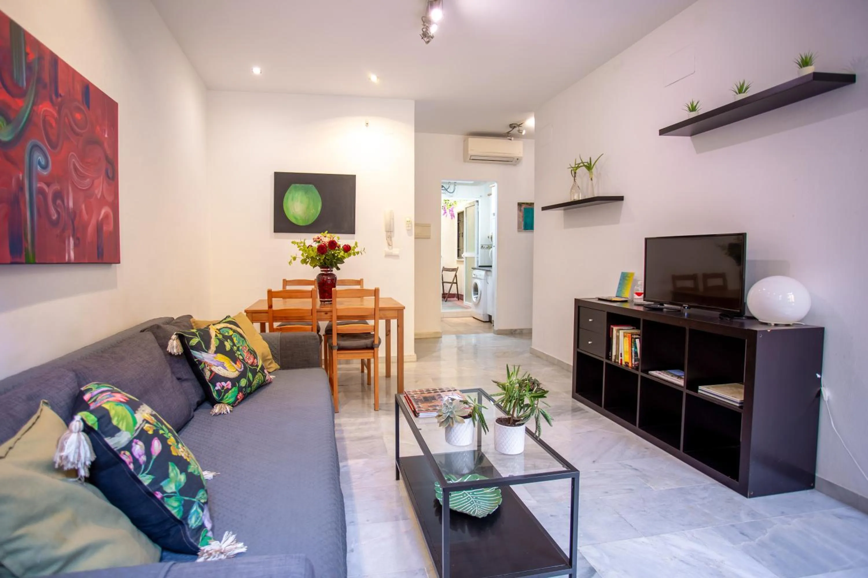 TV and multimedia in Apartamentos Granata