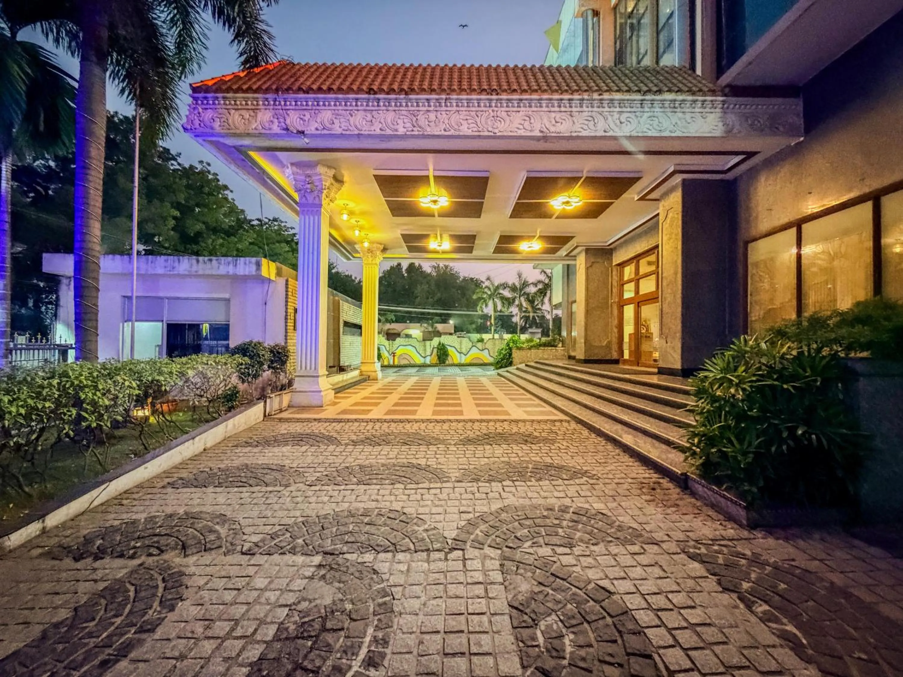 Property building in Zip By Spree Hotels Surabi International Vellore