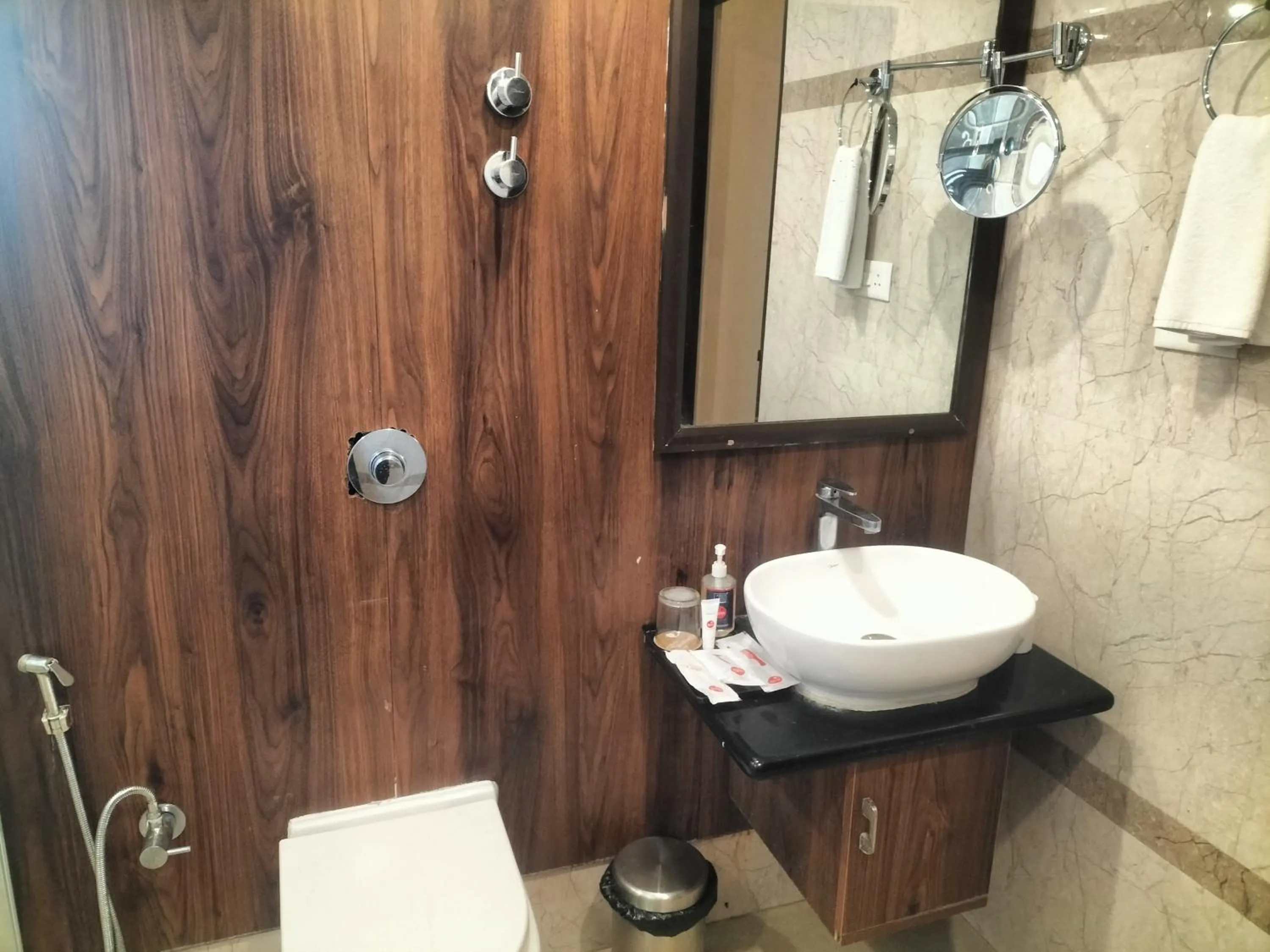 Shower in Zip By Spree Hotels Surabi International Vellore