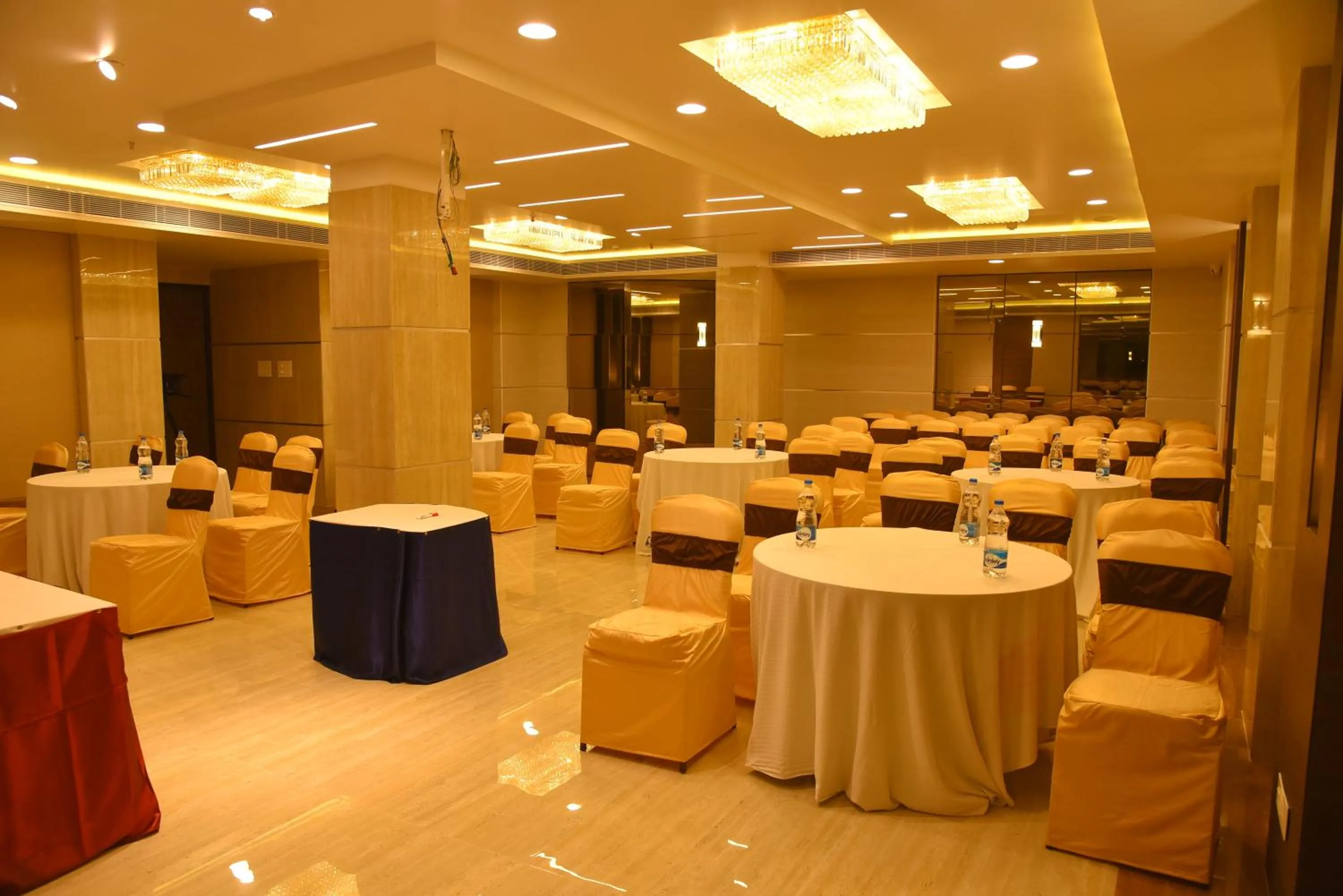 Banquet/Function facilities in Zip By Spree Hotels Surabi International Vellore