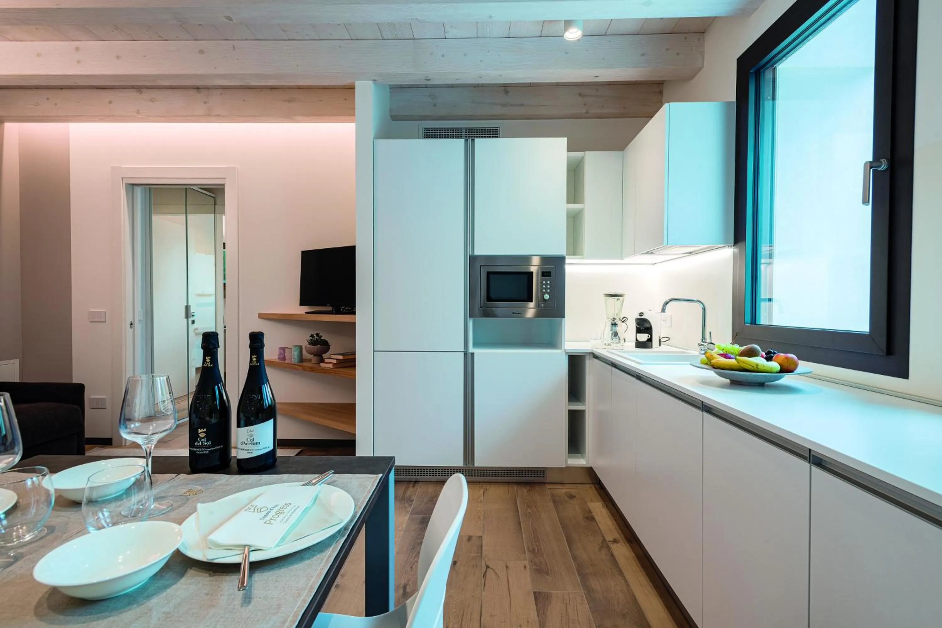 Kitchen or kitchenette in Progress Country & Wine House