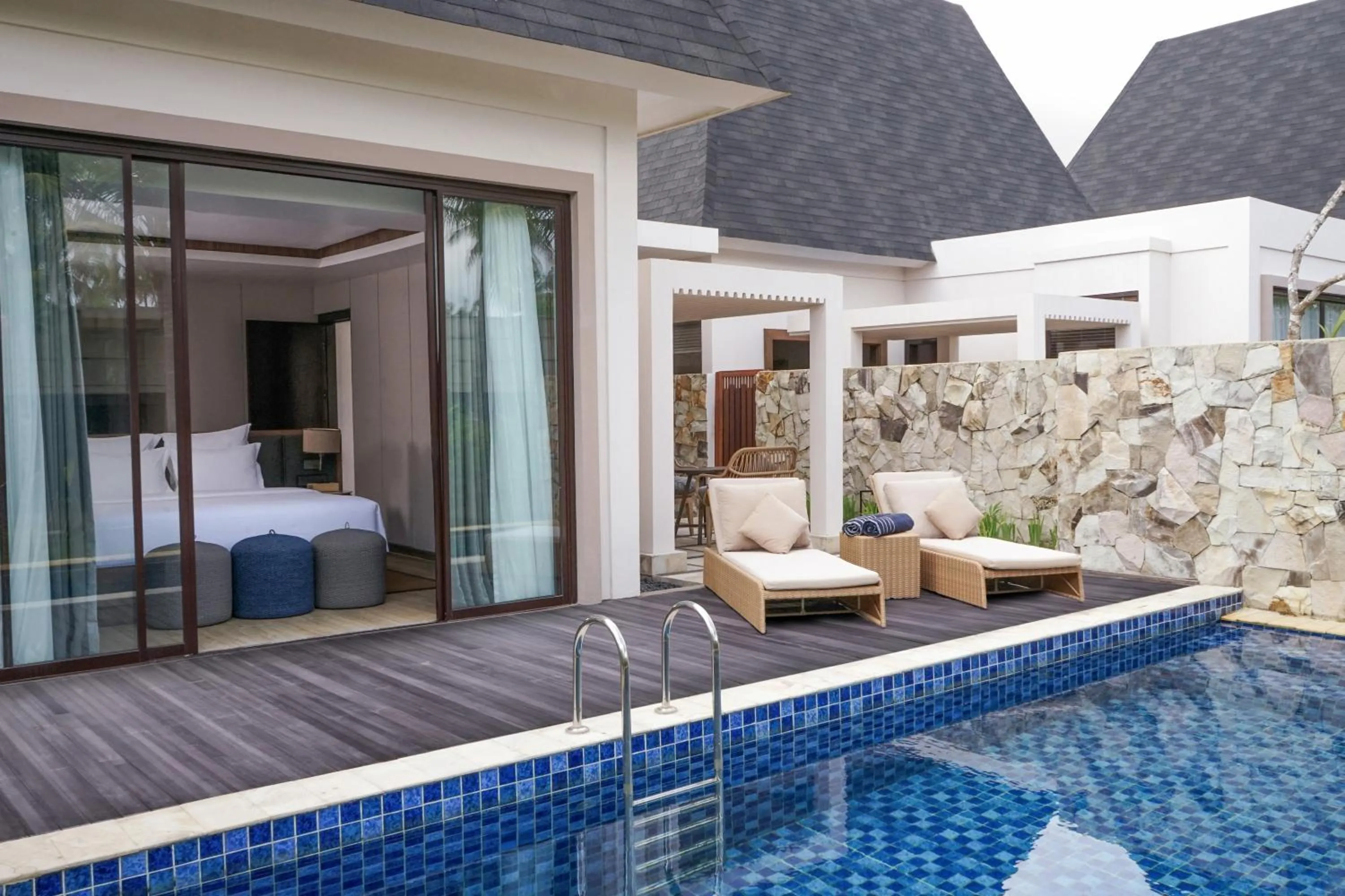 Day in Pullman Lombok Merujani Mandalika Beach Resort