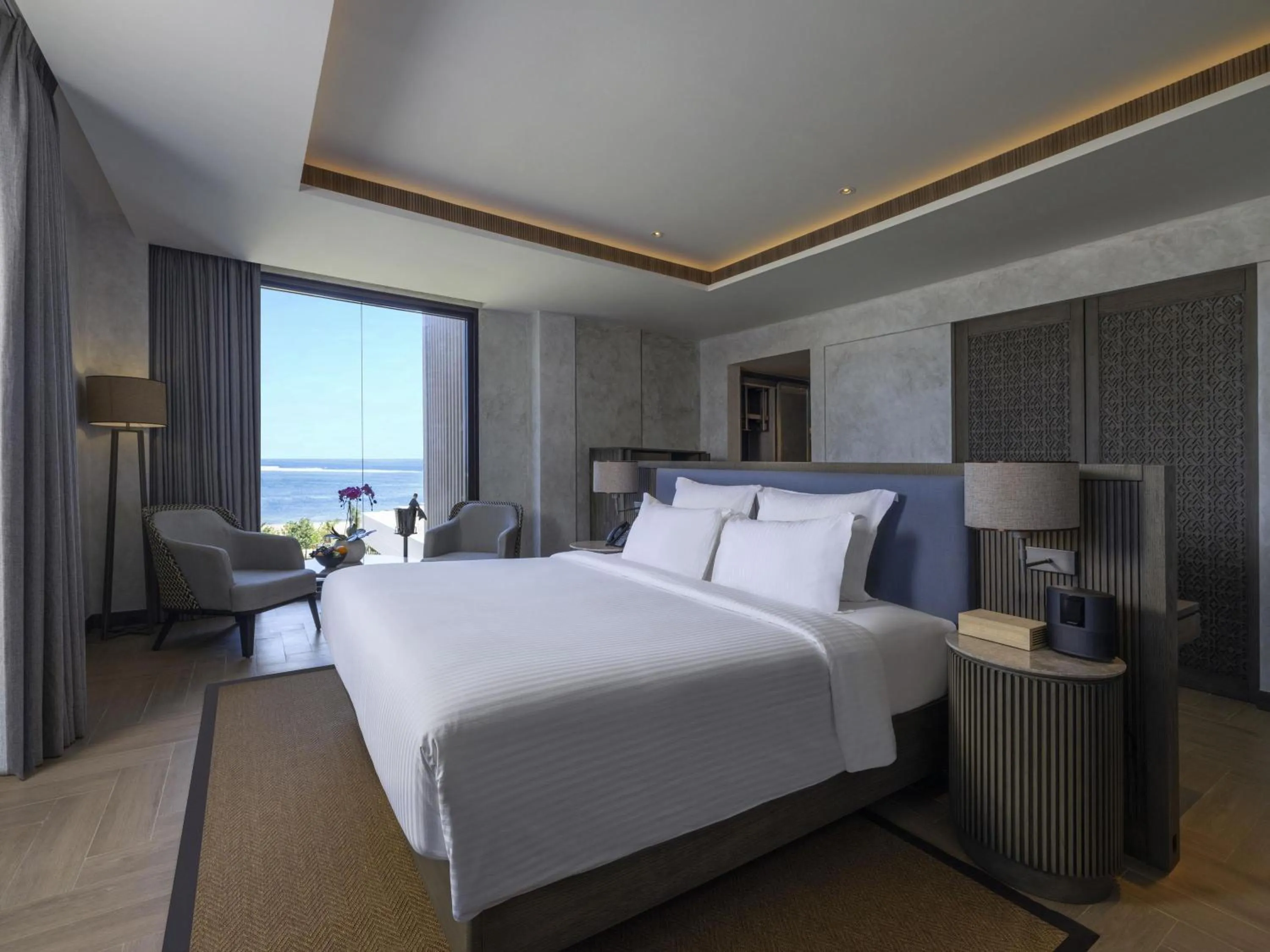 Bedroom, Bed in Pullman Lombok Merujani Mandalika Beach Resort