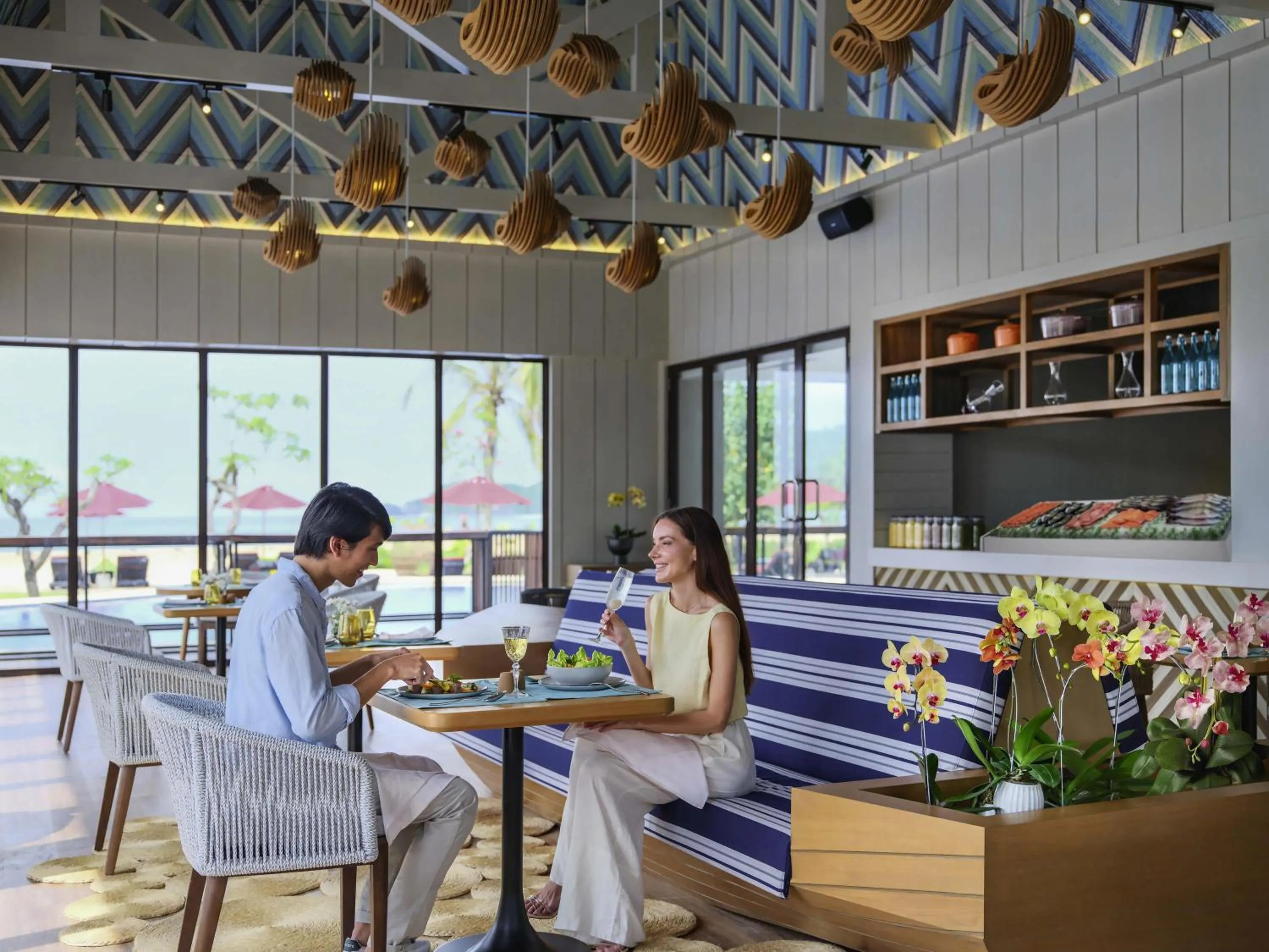 Restaurant/places to eat in Pullman Lombok Merujani Mandalika Beach Resort