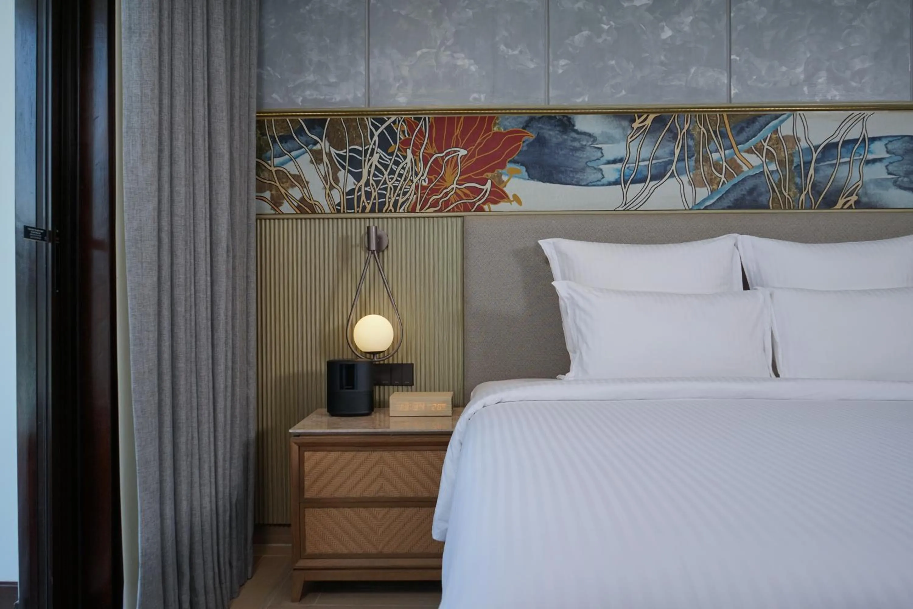 Bed in Pullman Lombok Merujani Mandalika Beach Resort