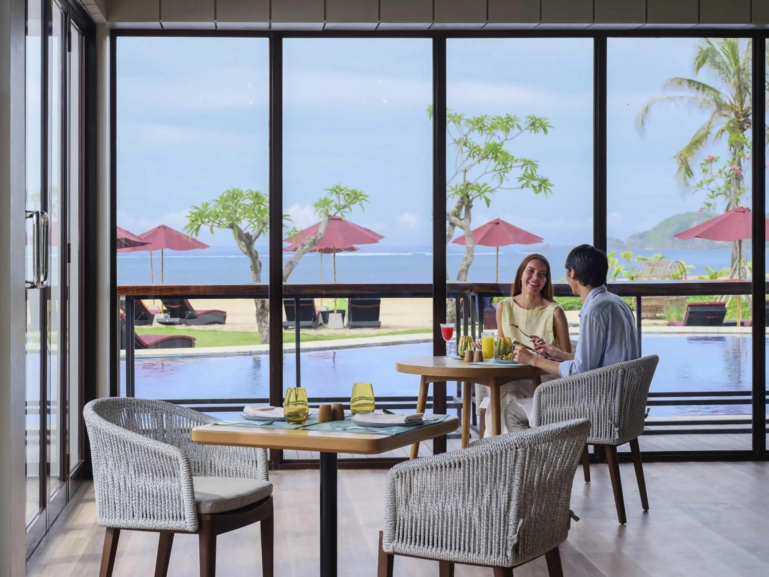 Restaurant/places to eat in Pullman Lombok Merujani Mandalika Beach Resort