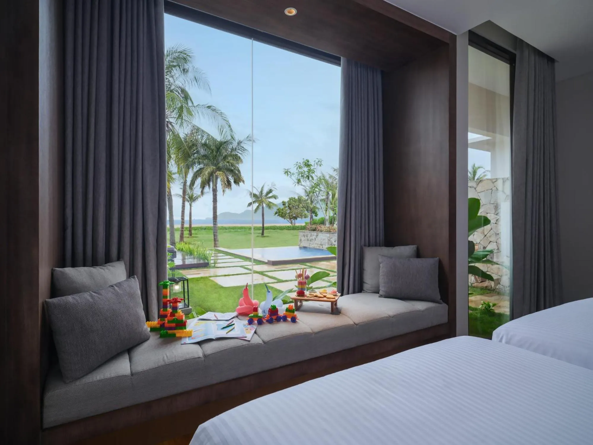 Bedroom, Bed in Pullman Lombok Merujani Mandalika Beach Resort