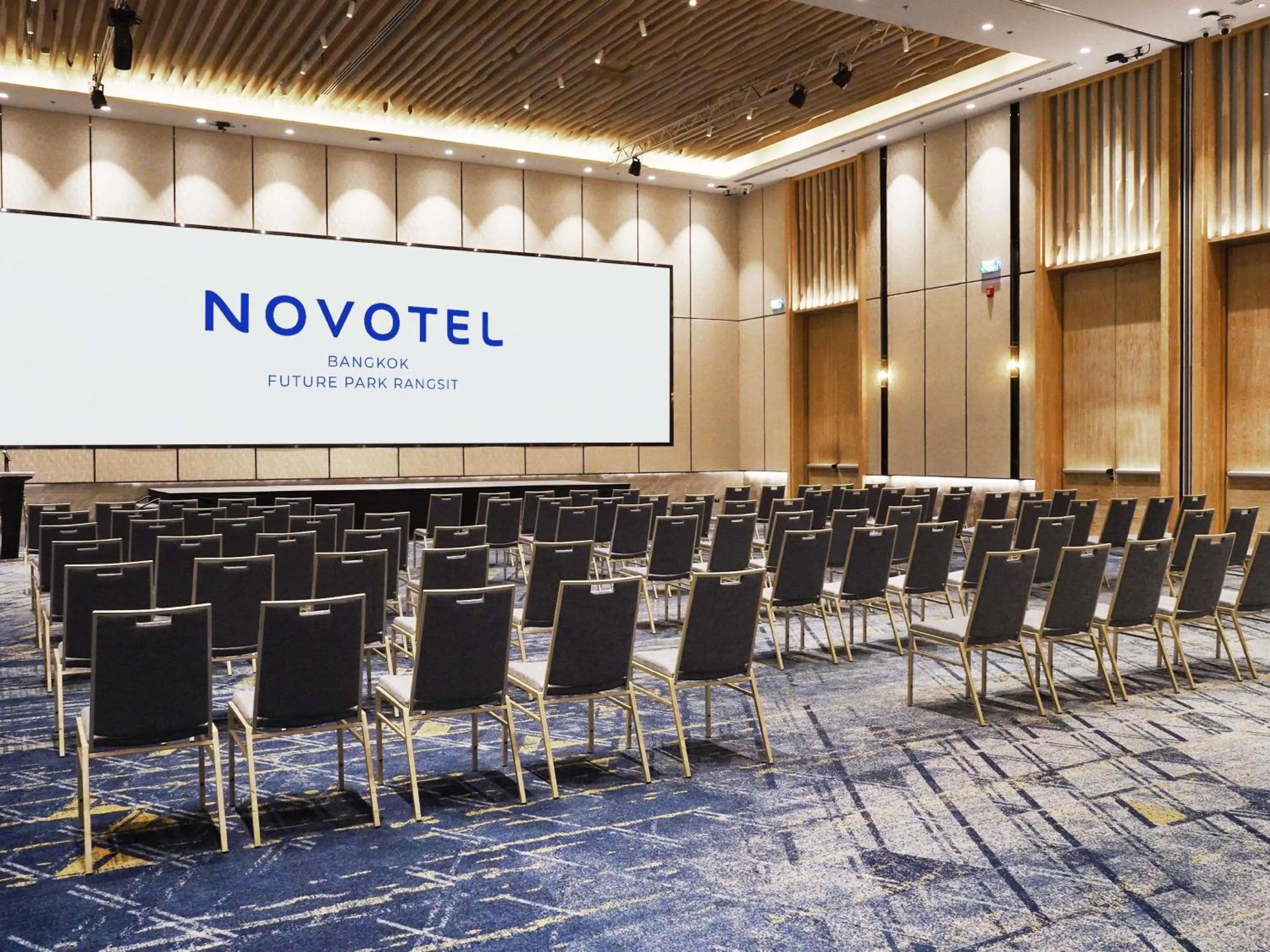 Meeting/conference room in Novotel Bangkok Future Park Rangsit