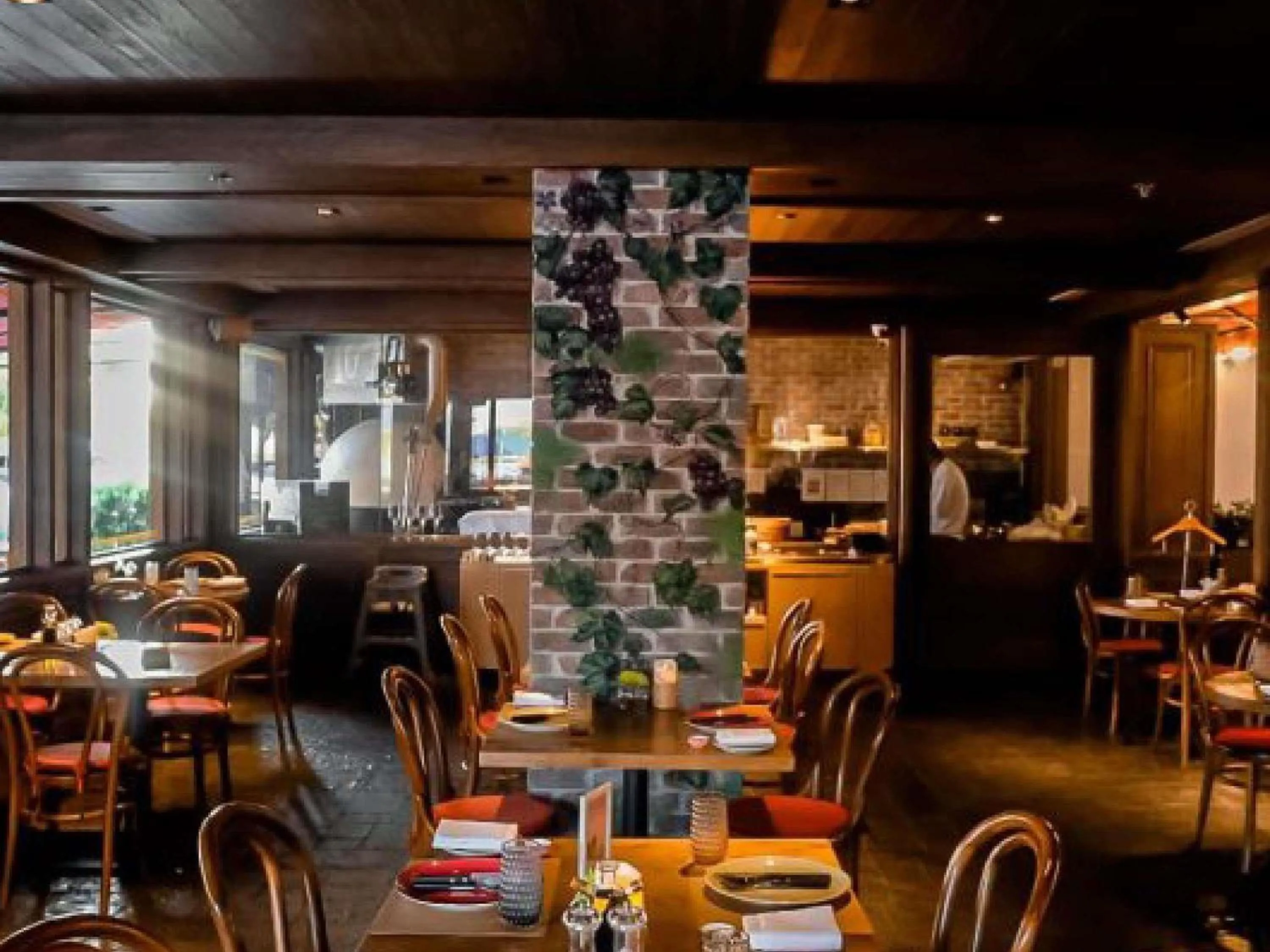 Restaurant/places to eat in Novotel Bangkok Future Park Rangsit