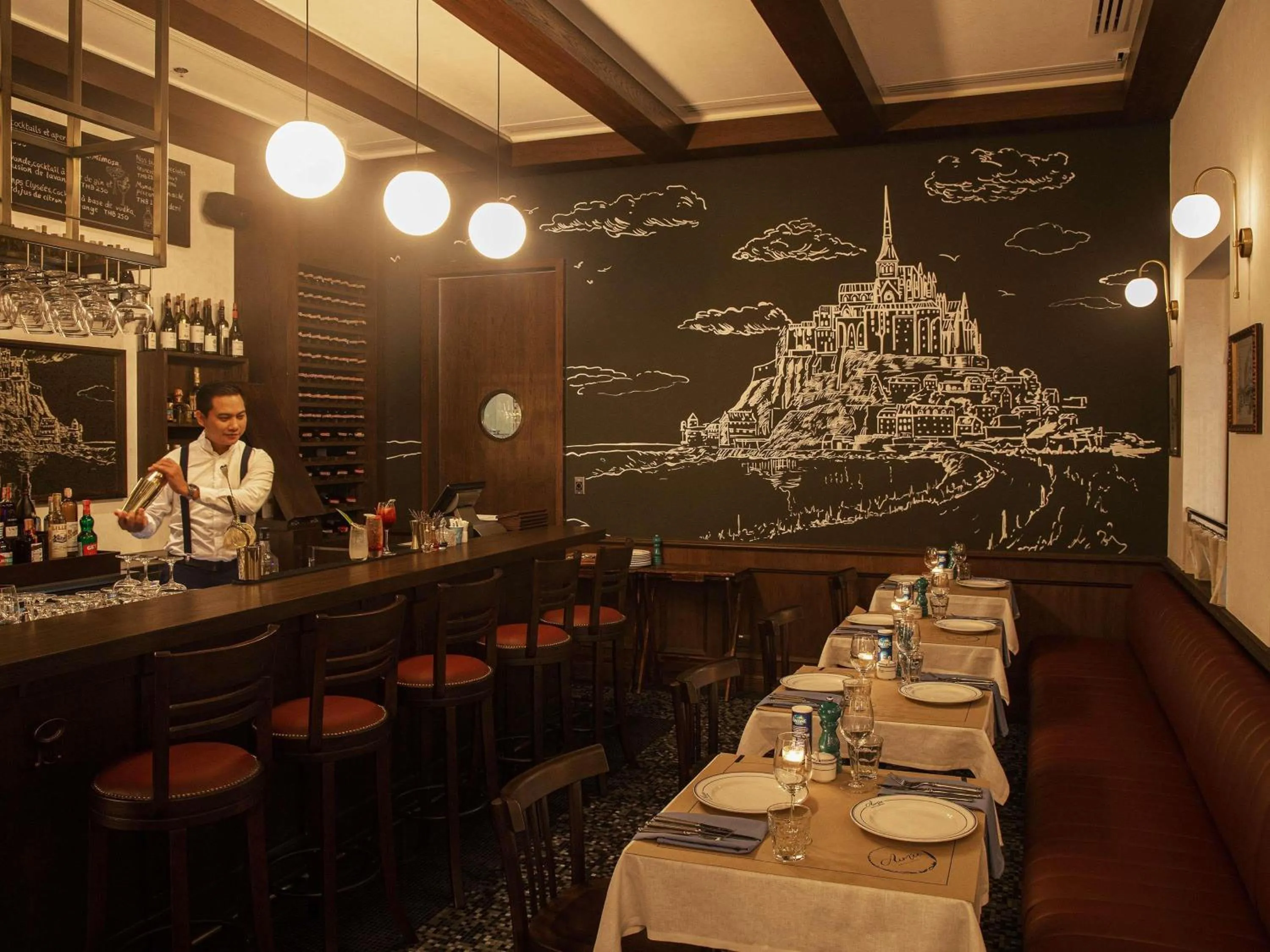 Restaurant/places to eat in Novotel Bangkok Future Park Rangsit