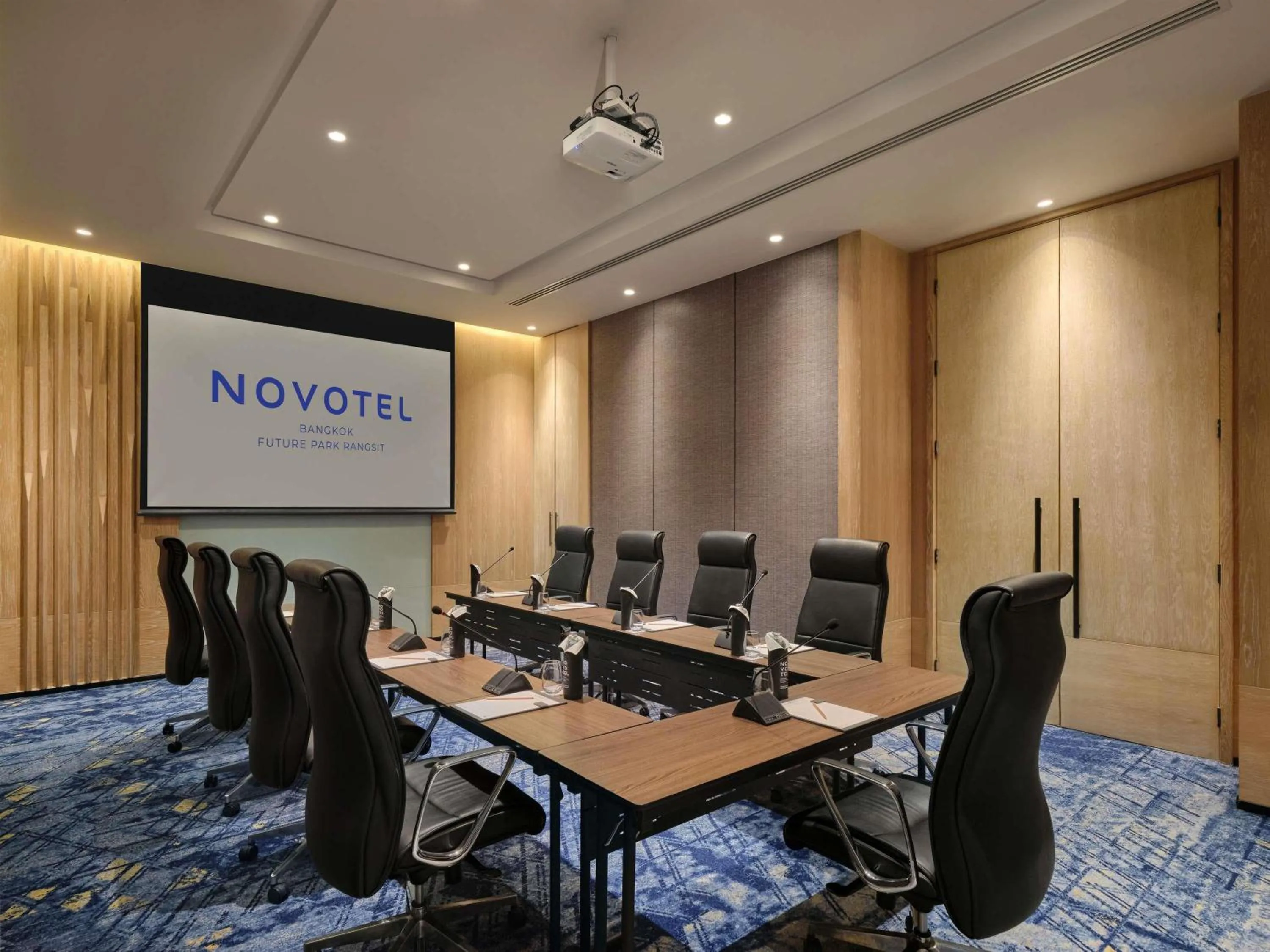 Meeting/conference room in Novotel Bangkok Future Park Rangsit