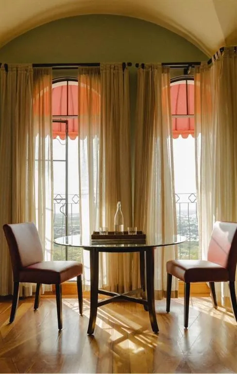 Decorative detail in Alta Las Palomas Hotel