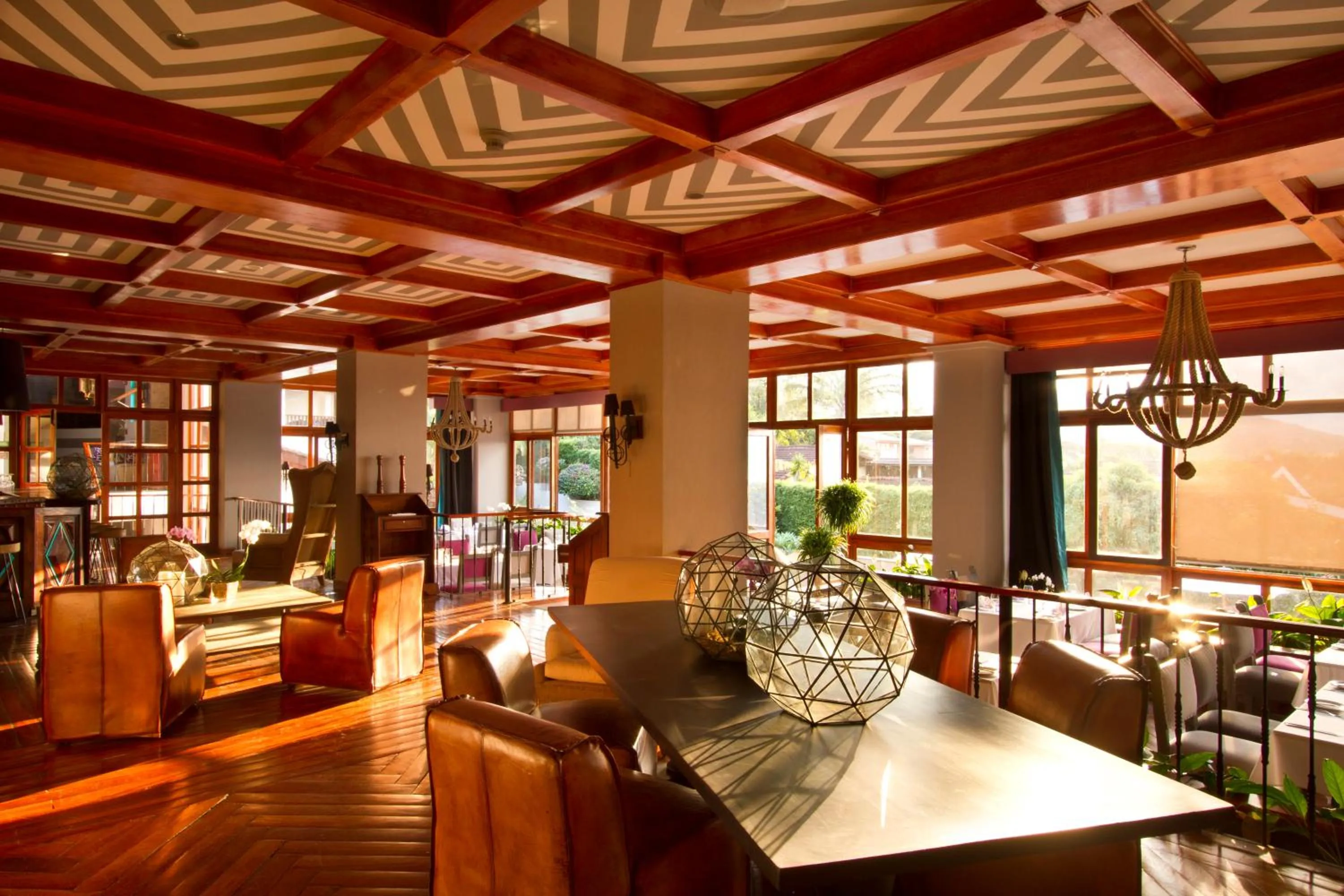Restaurant/places to eat in Alta Las Palomas Hotel