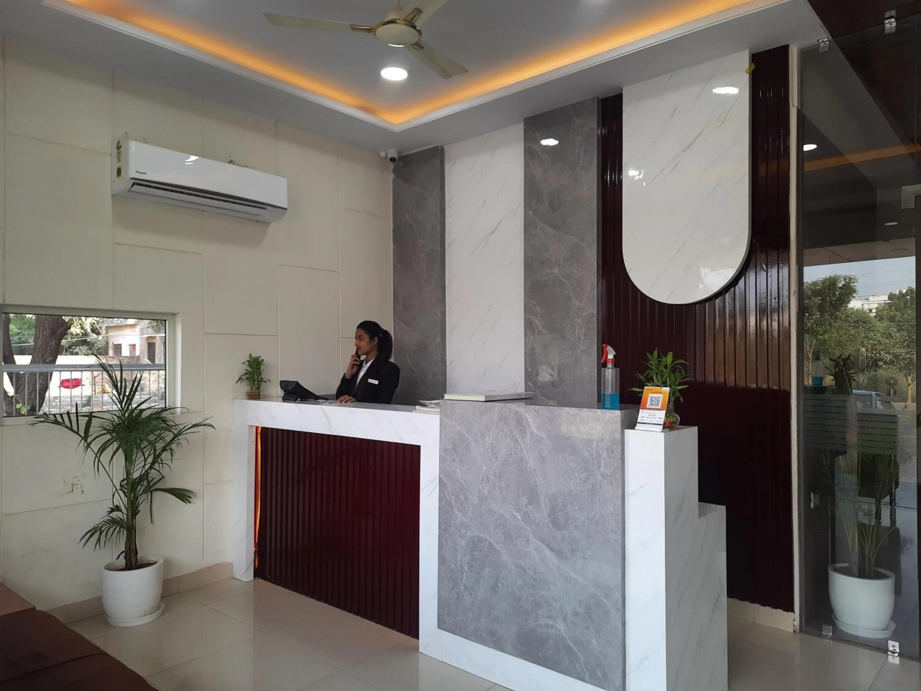 Lobby or reception in The Knights' Inn