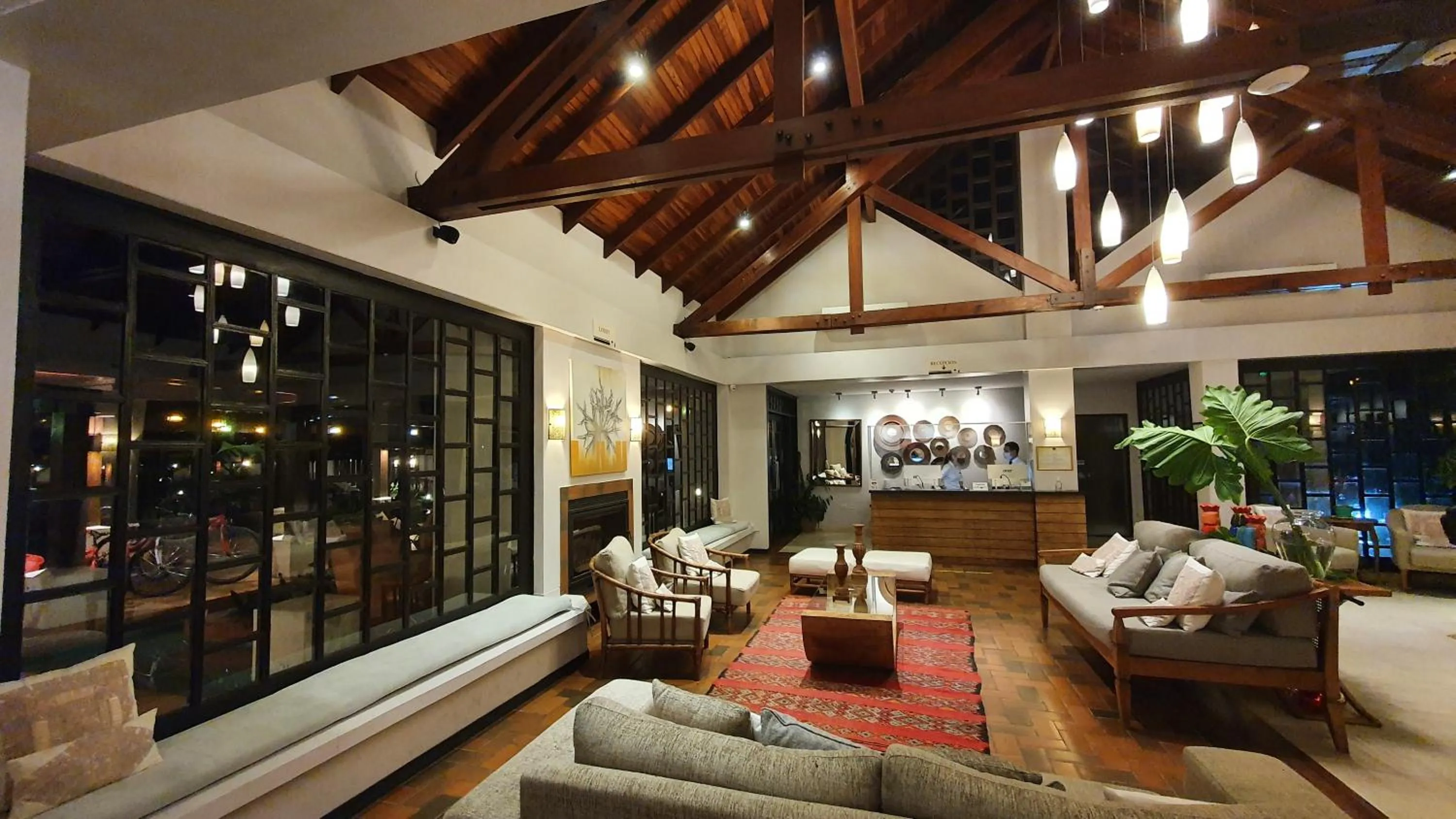 Lobby or reception in Alta Gracia Parque Hotel