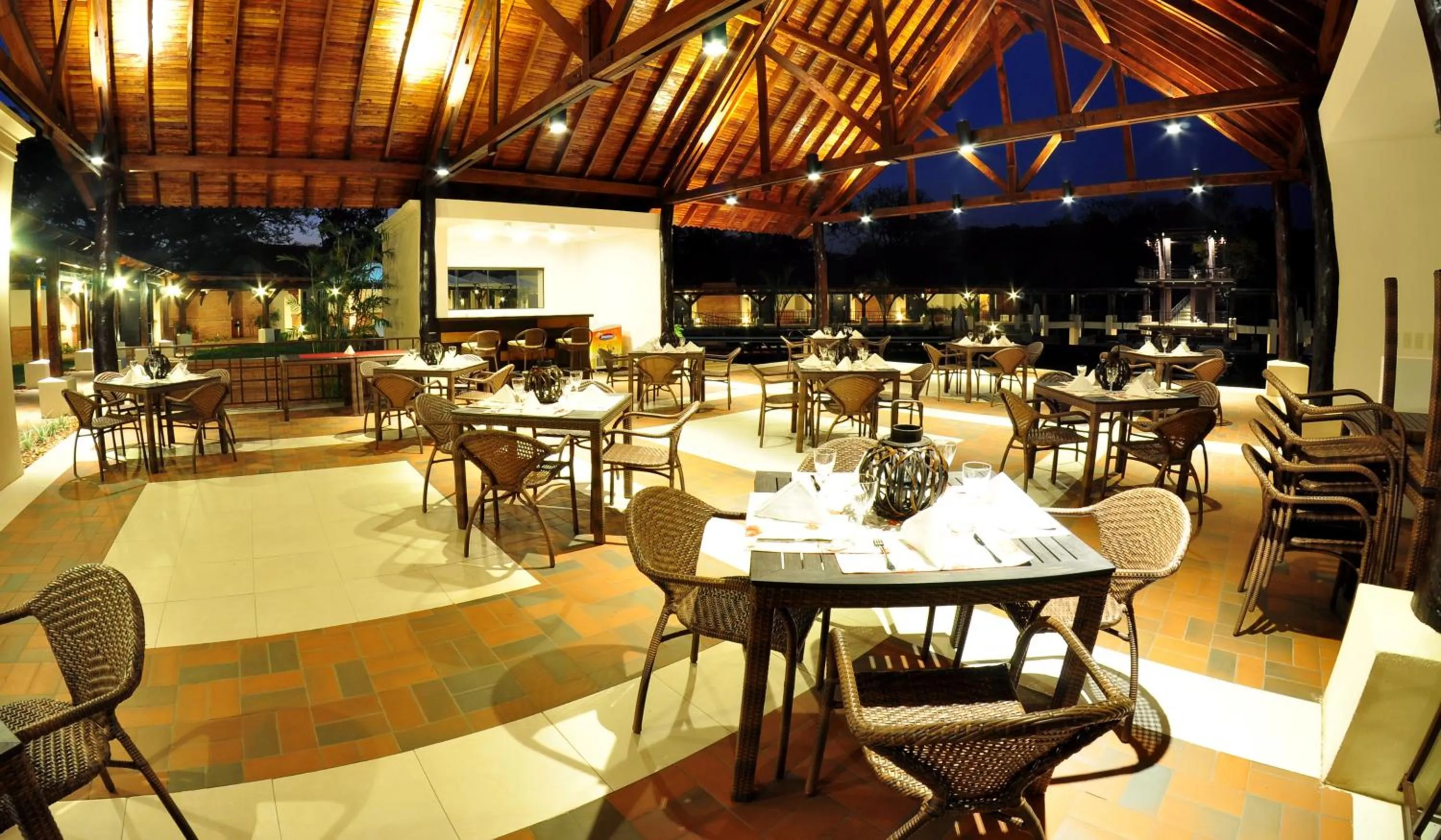 Restaurant/places to eat in Alta Gracia Parque Hotel
