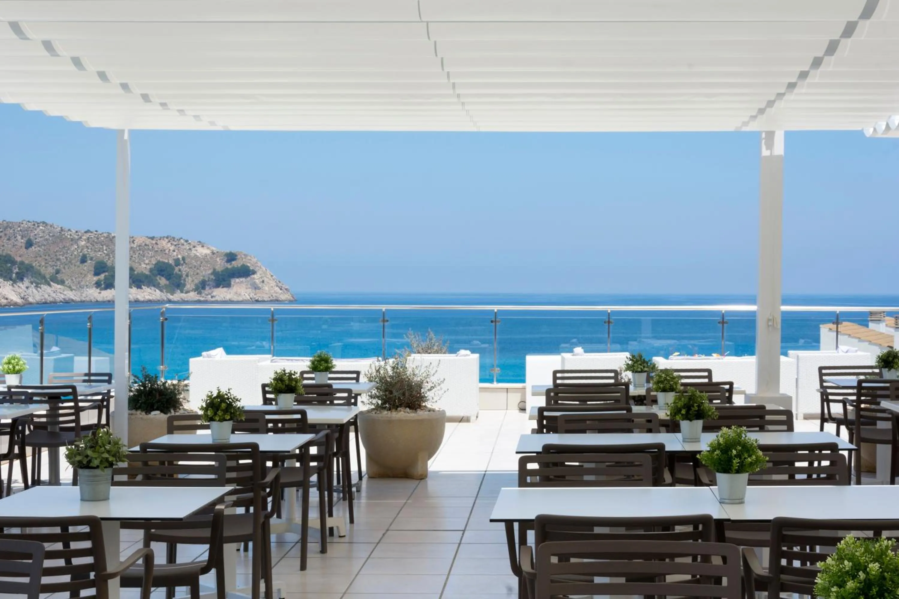 Restaurant/places to eat in HSM Regana - Adults Only